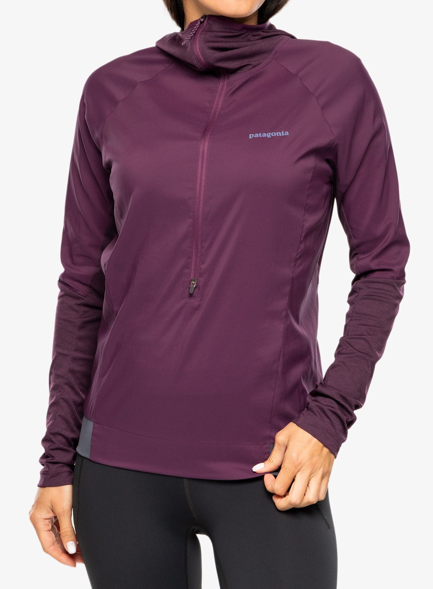 Ženska jakna za tek Patagonia Airshed Pro Pullover - night plum