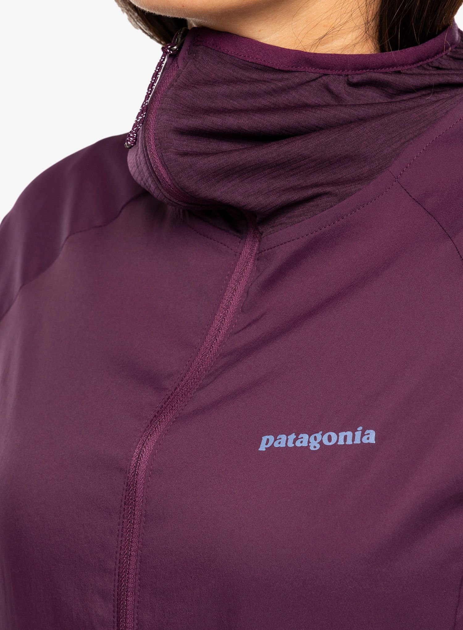 Ženska jakna za tek Patagonia Airshed Pro Pullover - night plum