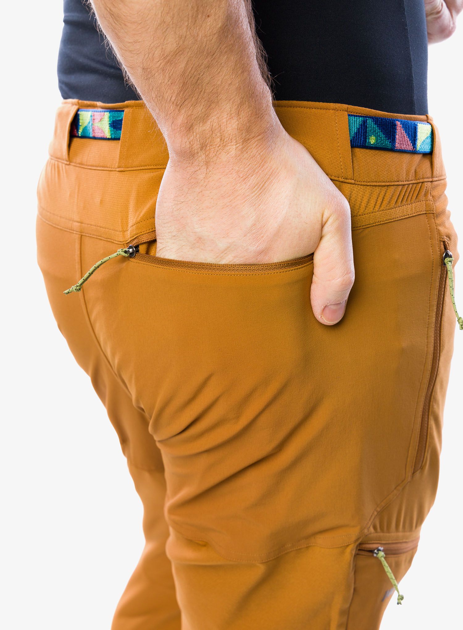 Pohodne hlače Patagonia Altvia Alpine Pants - tree ring brown