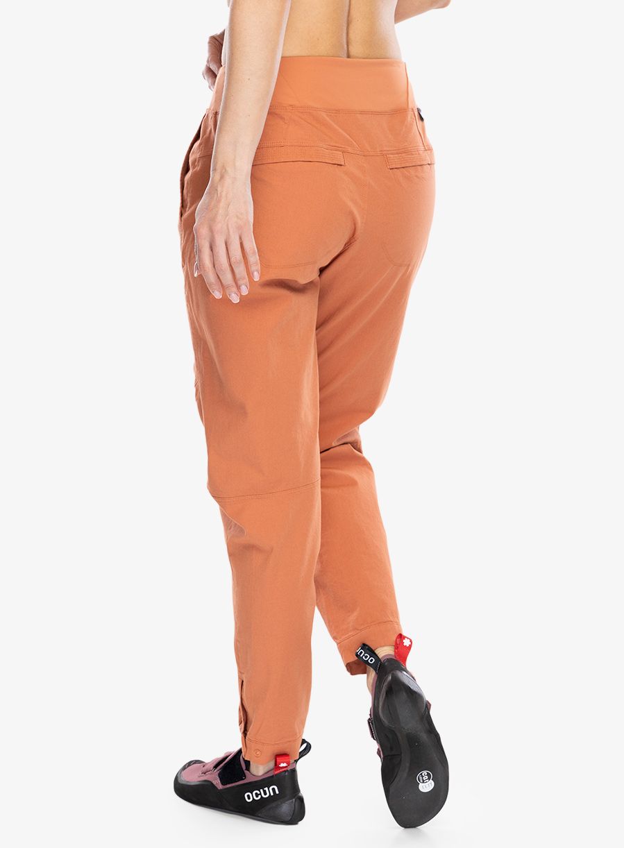 Ženske plezalne hlače Patagonia Caliza Rock Pants - sienna clay
