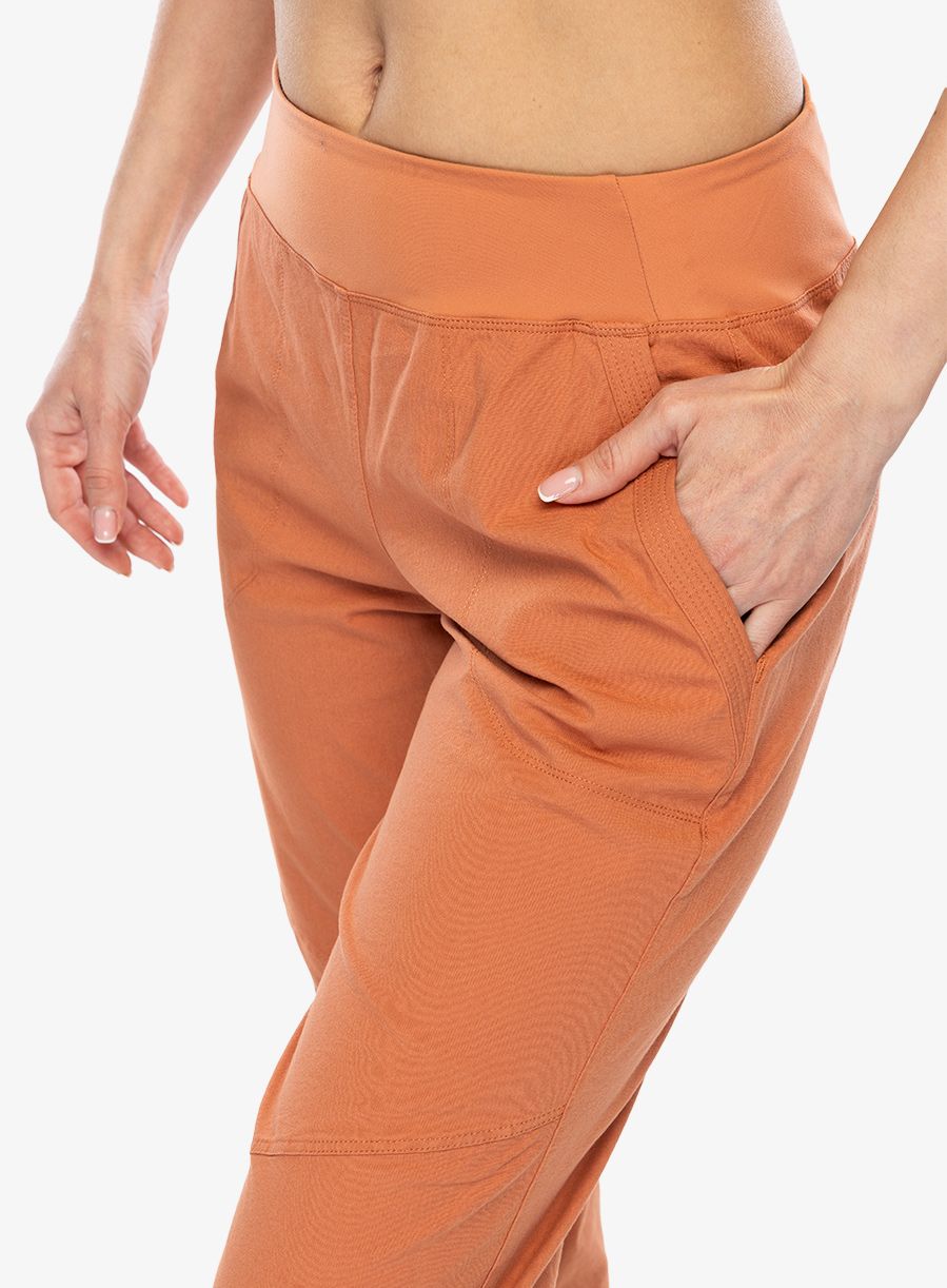 Ženske plezalne hlače Patagonia Caliza Rock Pants - sienna clay