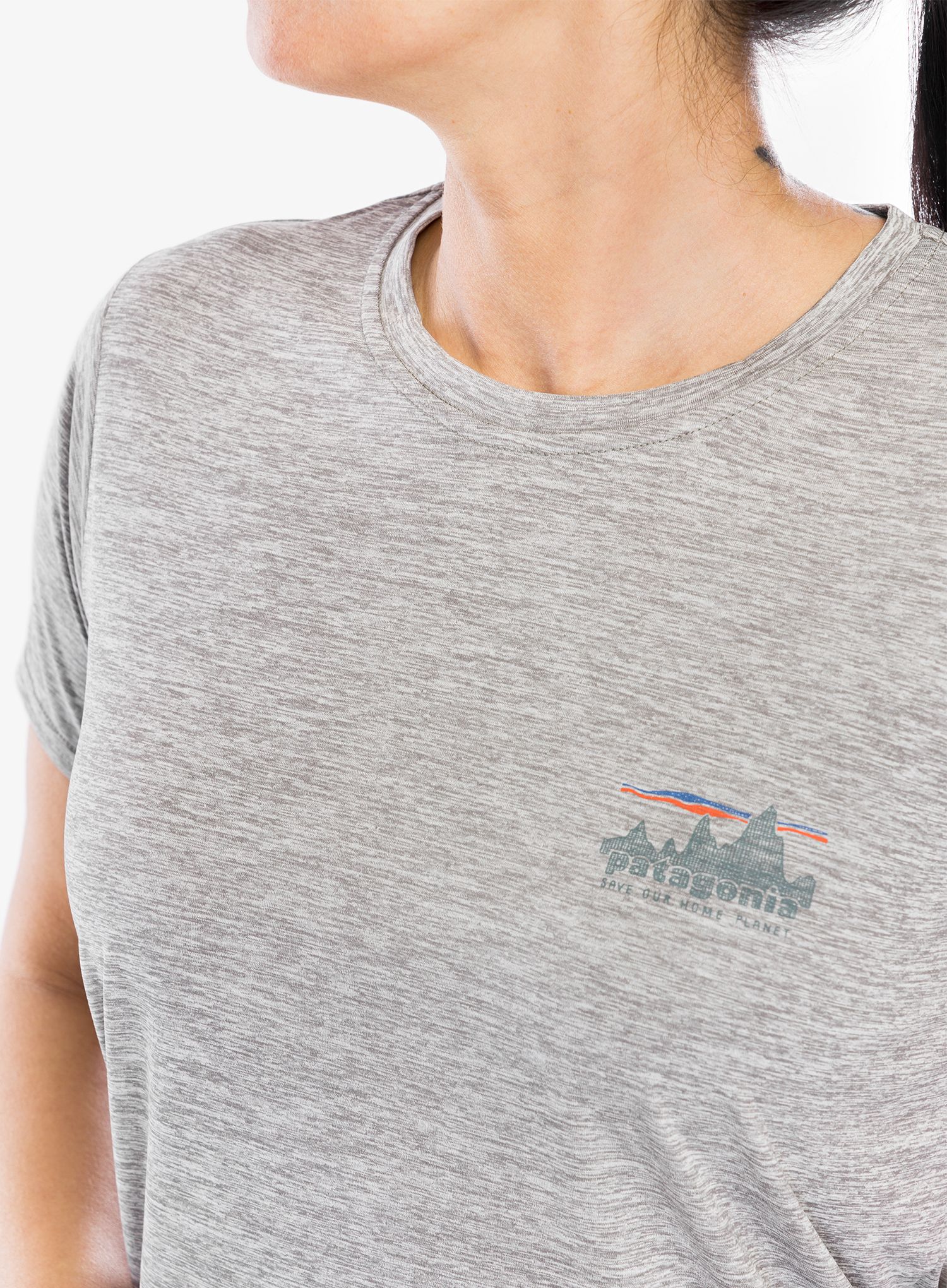 Ženska majica Patagonia Cap Cool Daily Graphic Shirt - skyline/feather grey