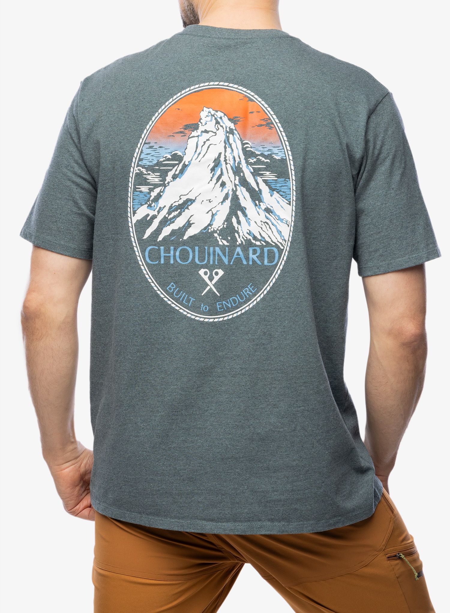 Majica s potiskom Patagonia Chouinard Crest Pocket Responsibili-Tee - nouveau green