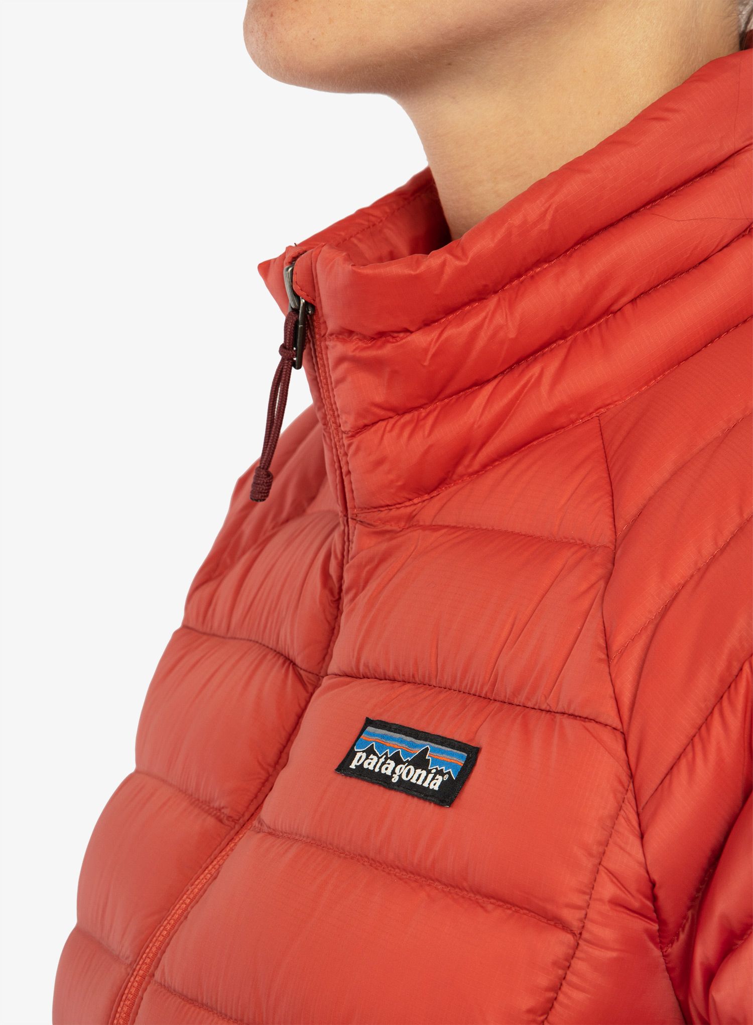 Ženska puhovka Patagonia Down Sweater - sumac red
