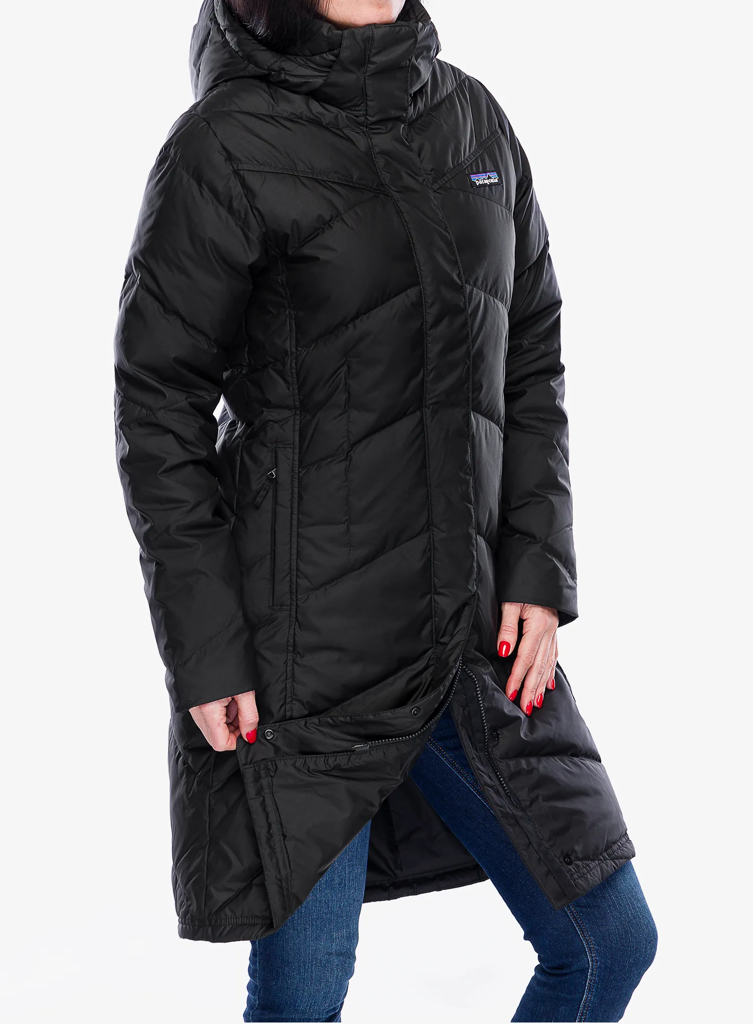 Puhast plašč Patagonia Down With It Parka - black