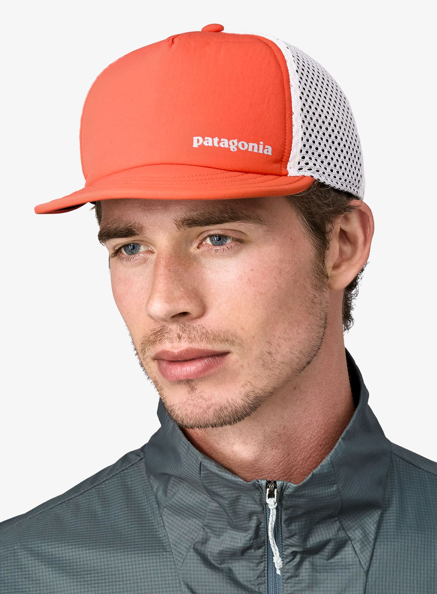 Kape Patagonia Duckbill Shorty Trucker Hat - pimento red