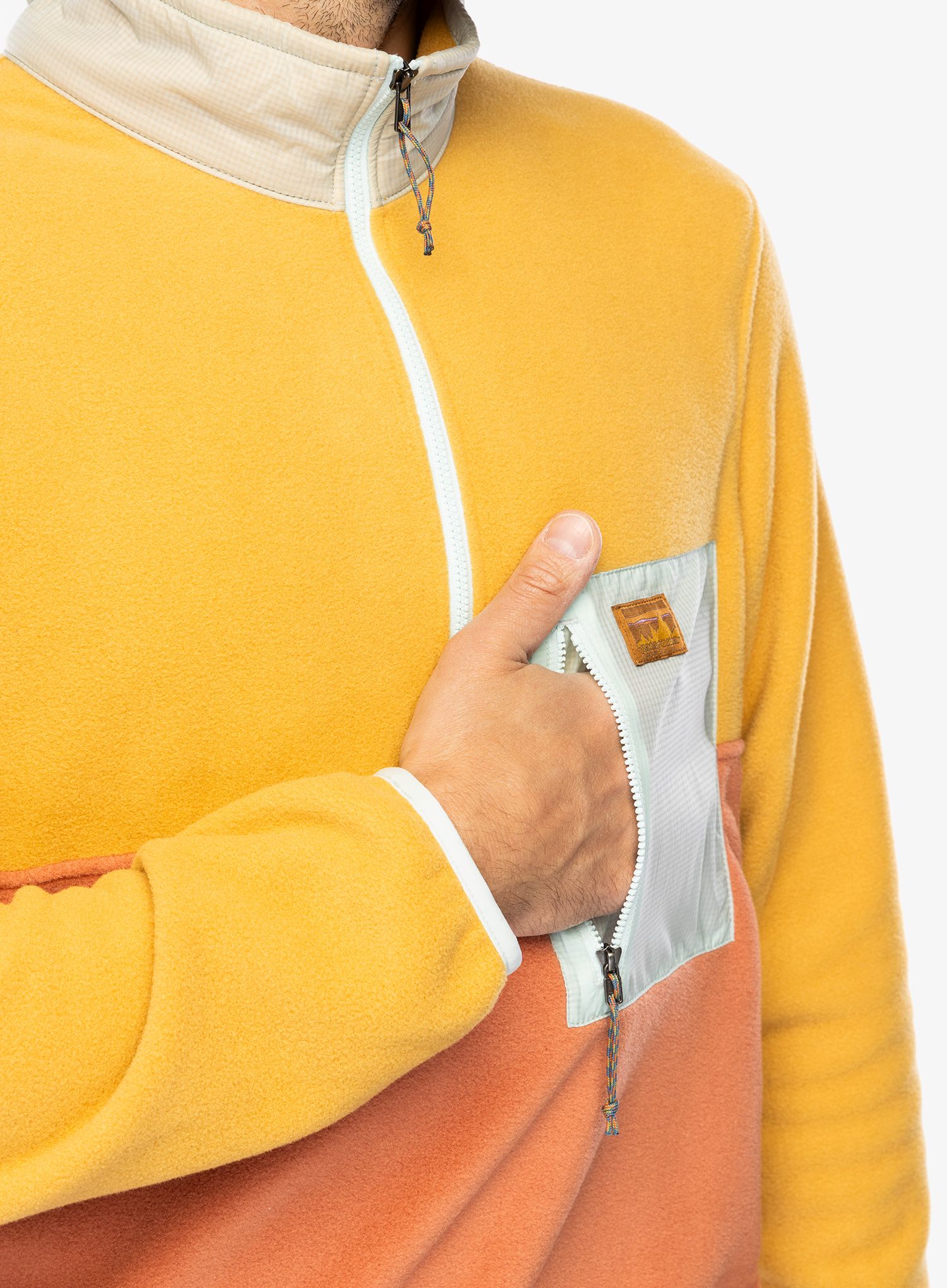 Jopica z zadrgo Patagonia Microdini 1/2 Zip - sienna clay