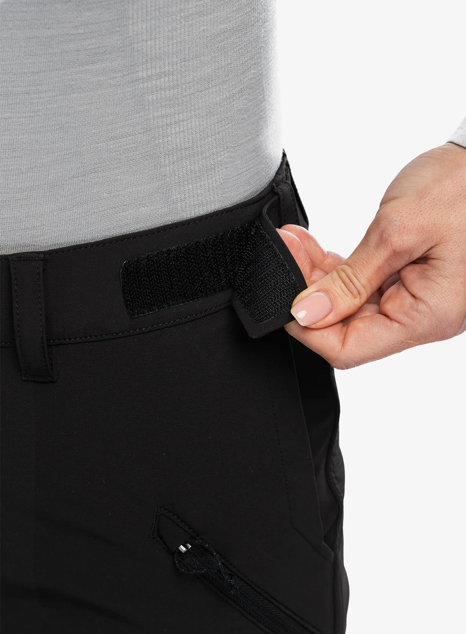 Ženske treking hlače Patagonia Point Peak Trail Pants - black