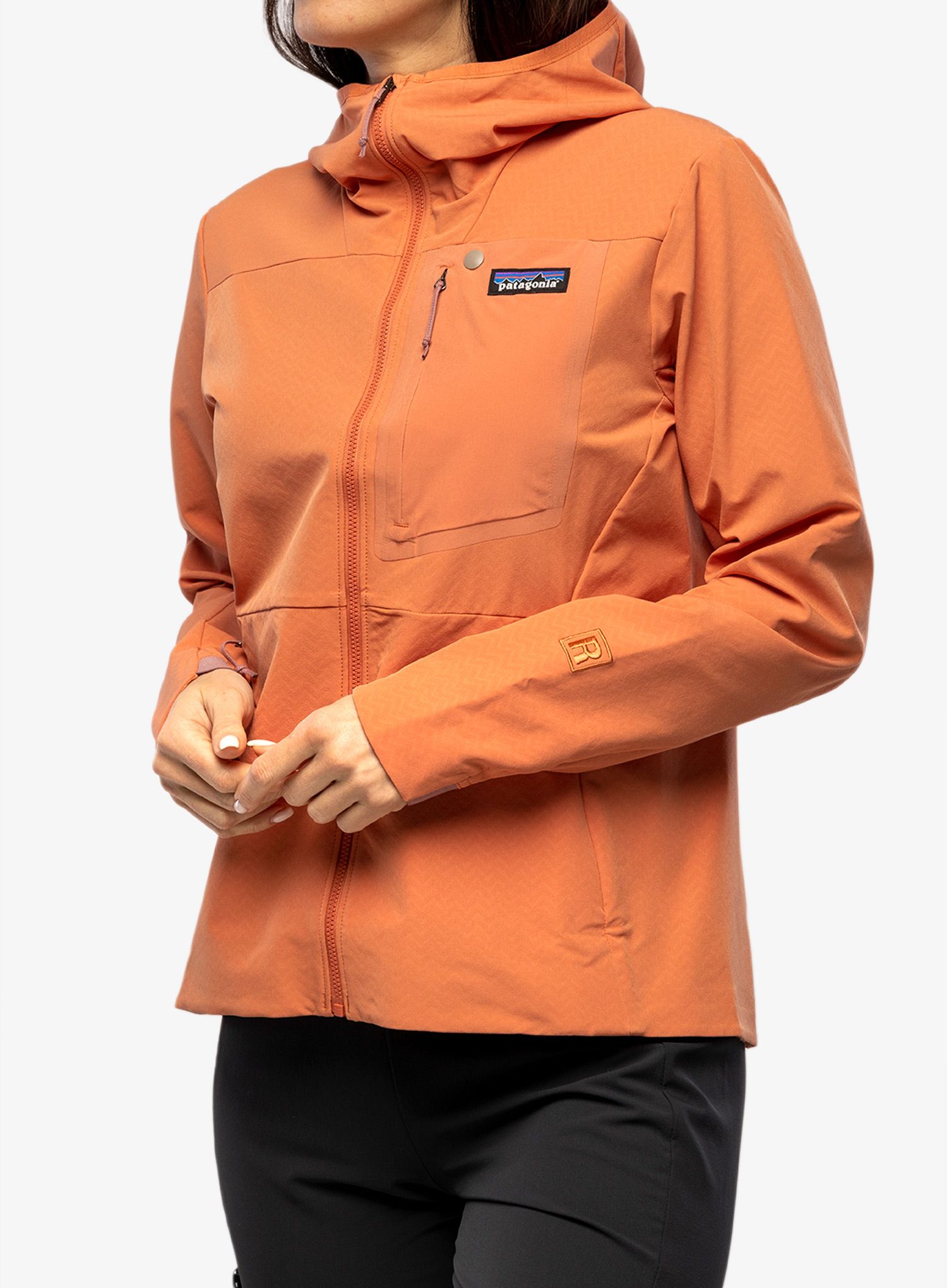 Ženska softshell jakna Patagonia R1 CrossStrata Hoody  - quartz coral