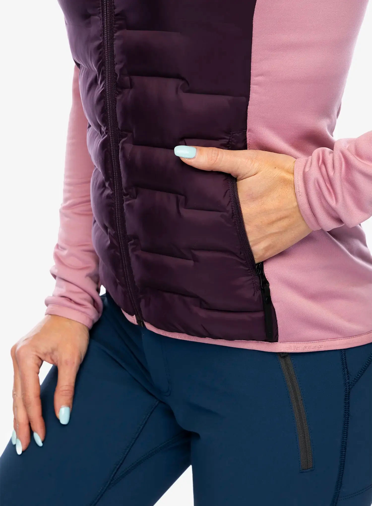 Ženska hibridna jakna Peak Performance Argon Hybrid Hood - mystic purple