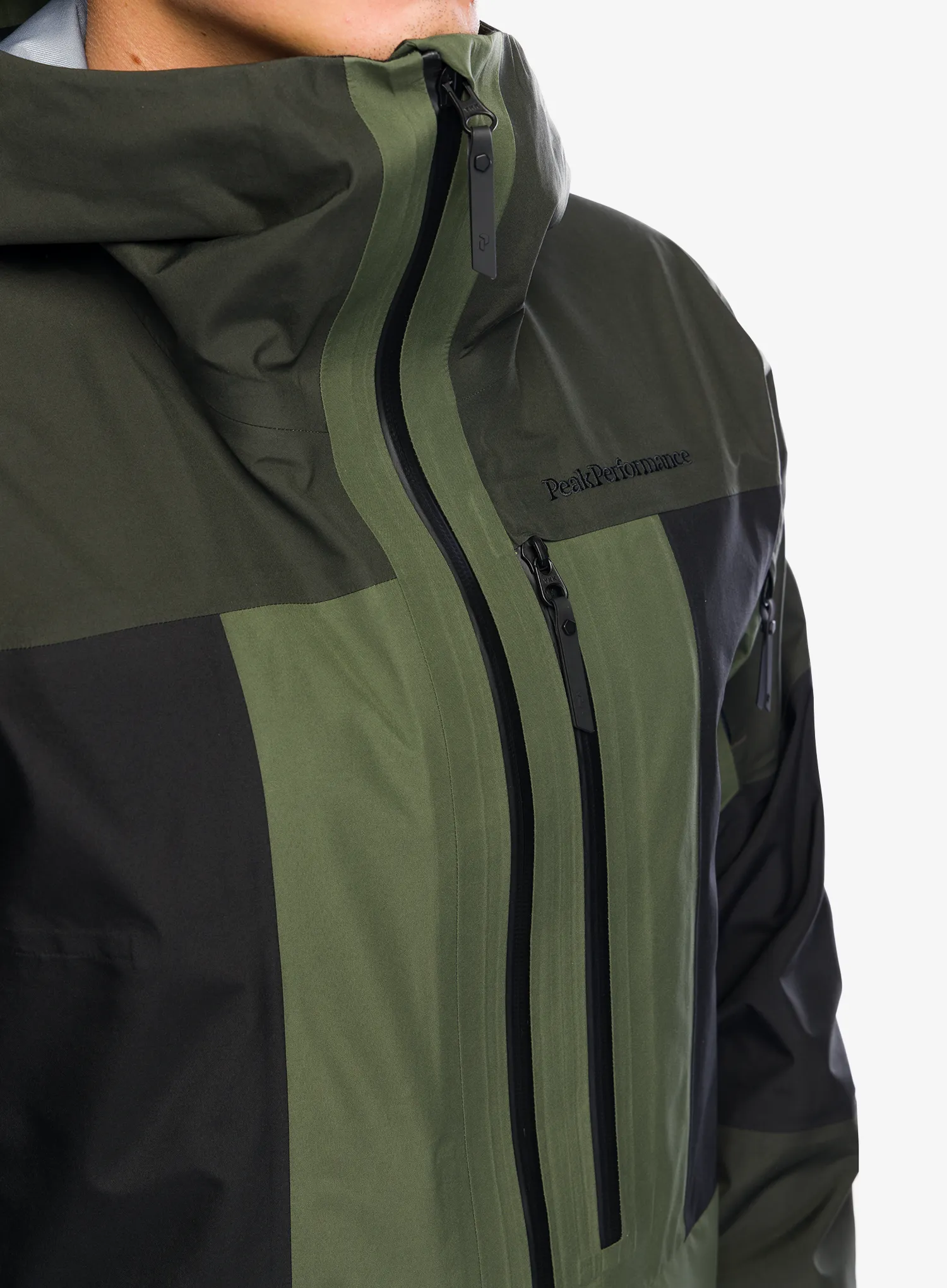 Smučarska jakna Peak Performance Gravity GORE-TEX 3L Jacket - olive extreme/black/pine