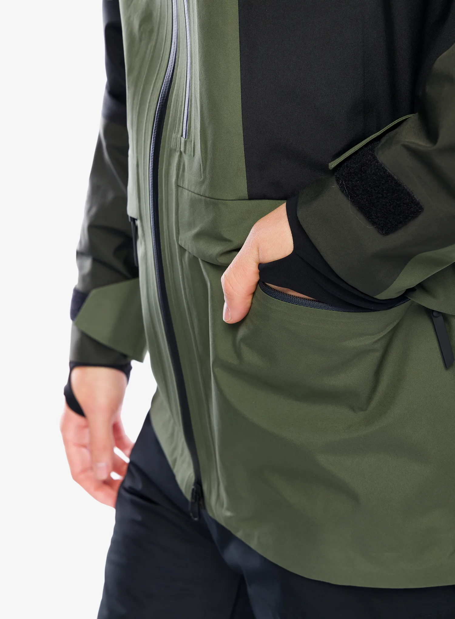 Smučarska jakna Peak Performance Gravity GORE-TEX 3L Jacket - olive extreme/black/pine