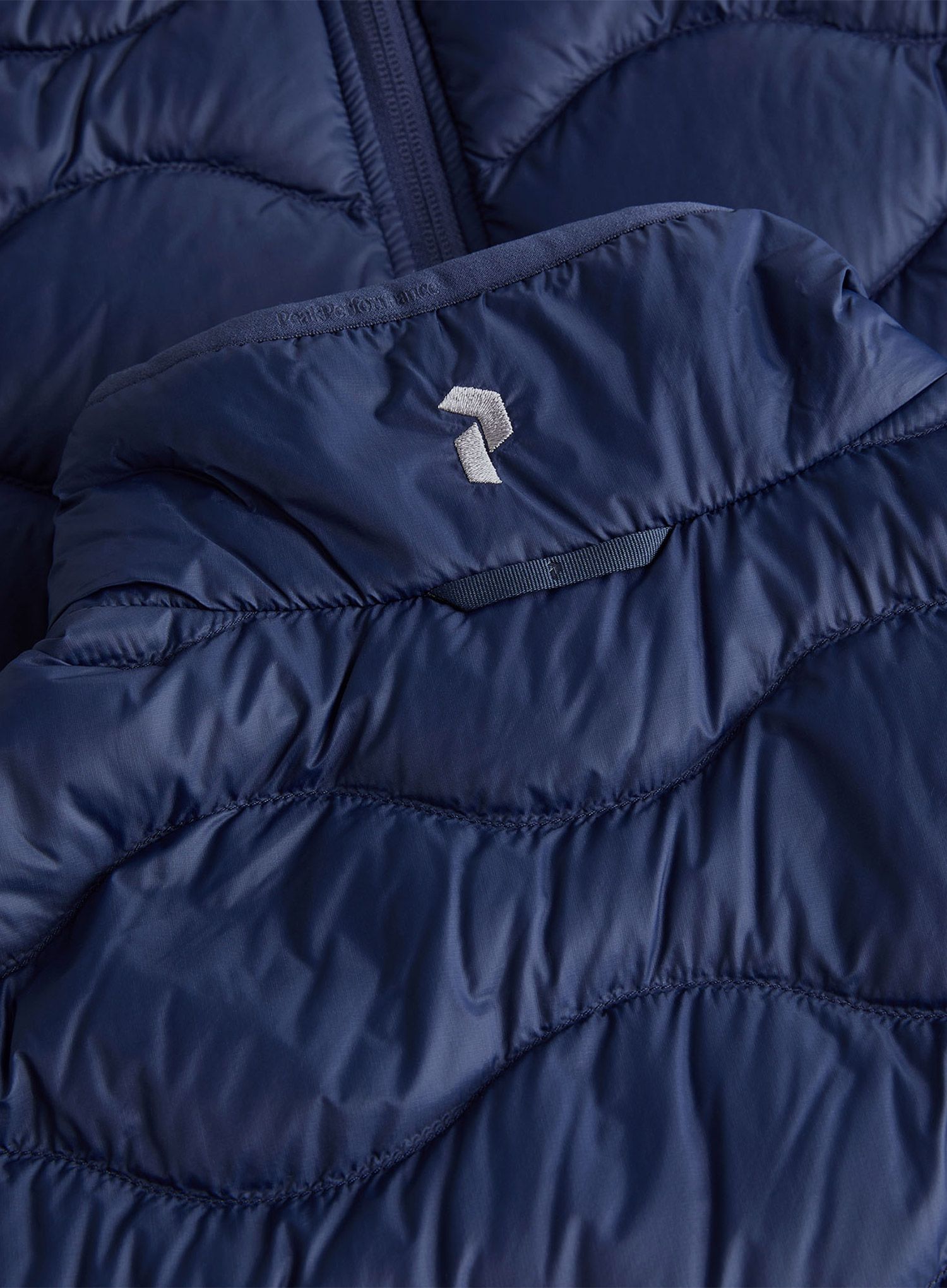 Puhasti brezrokavnik Peak Performance Helium Down Vest - blue shadow