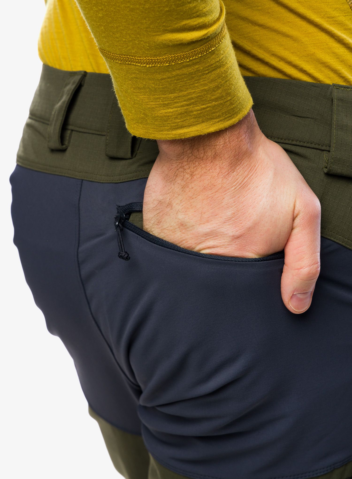 Pohodne hlače Rab Lochan Pants - army