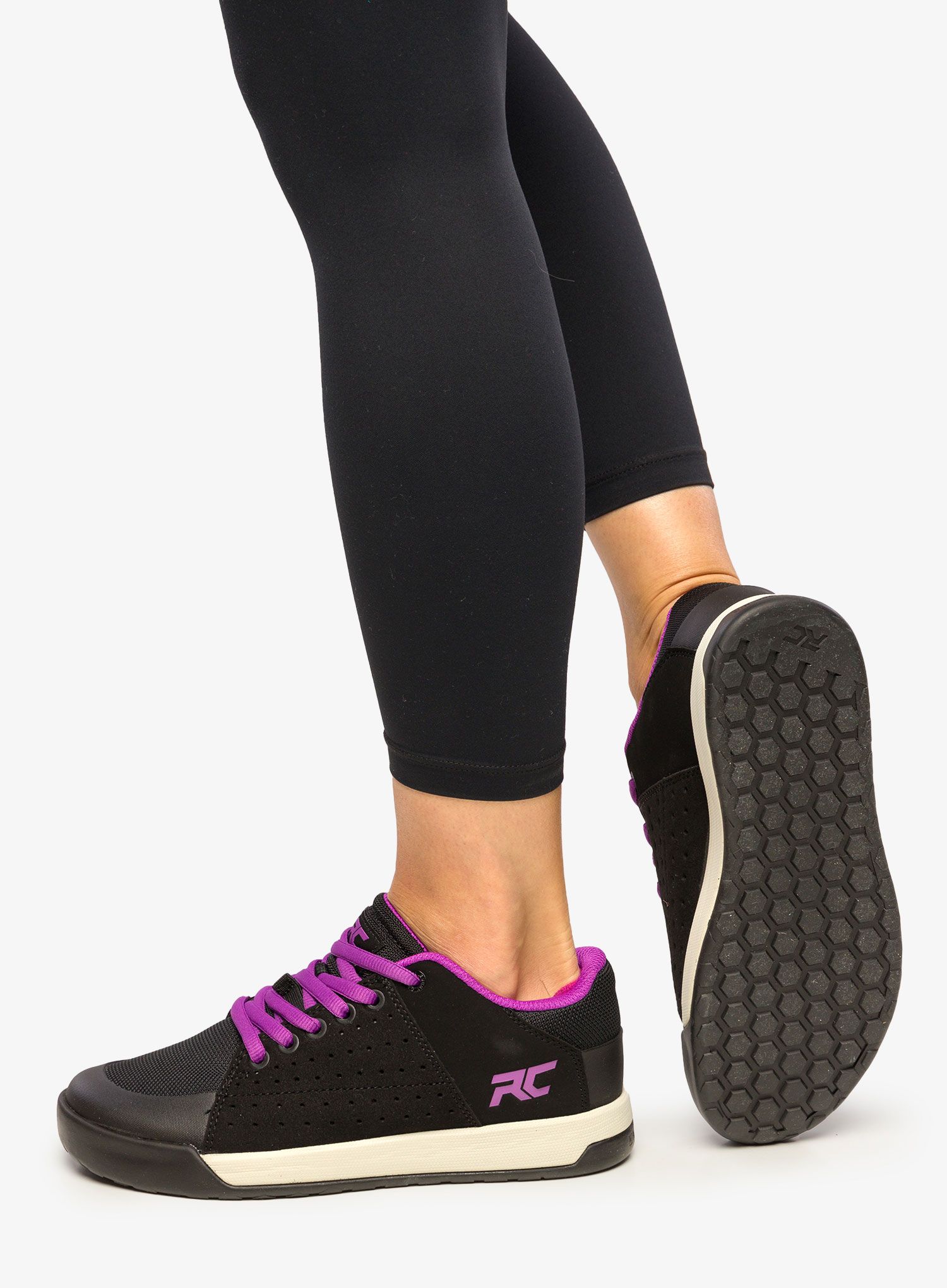 Kolesarski čevlji Ride Concepts Livewire - black/purple