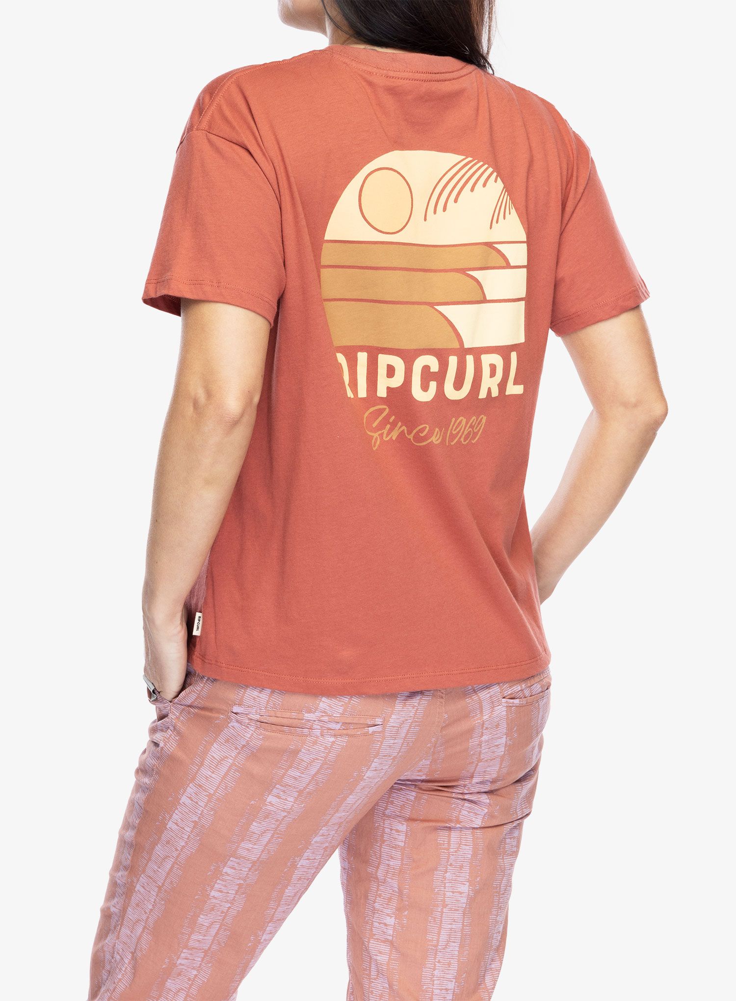 Ženska majica s potiskom Rip Curl Line Up Relaxed Tee - maroon