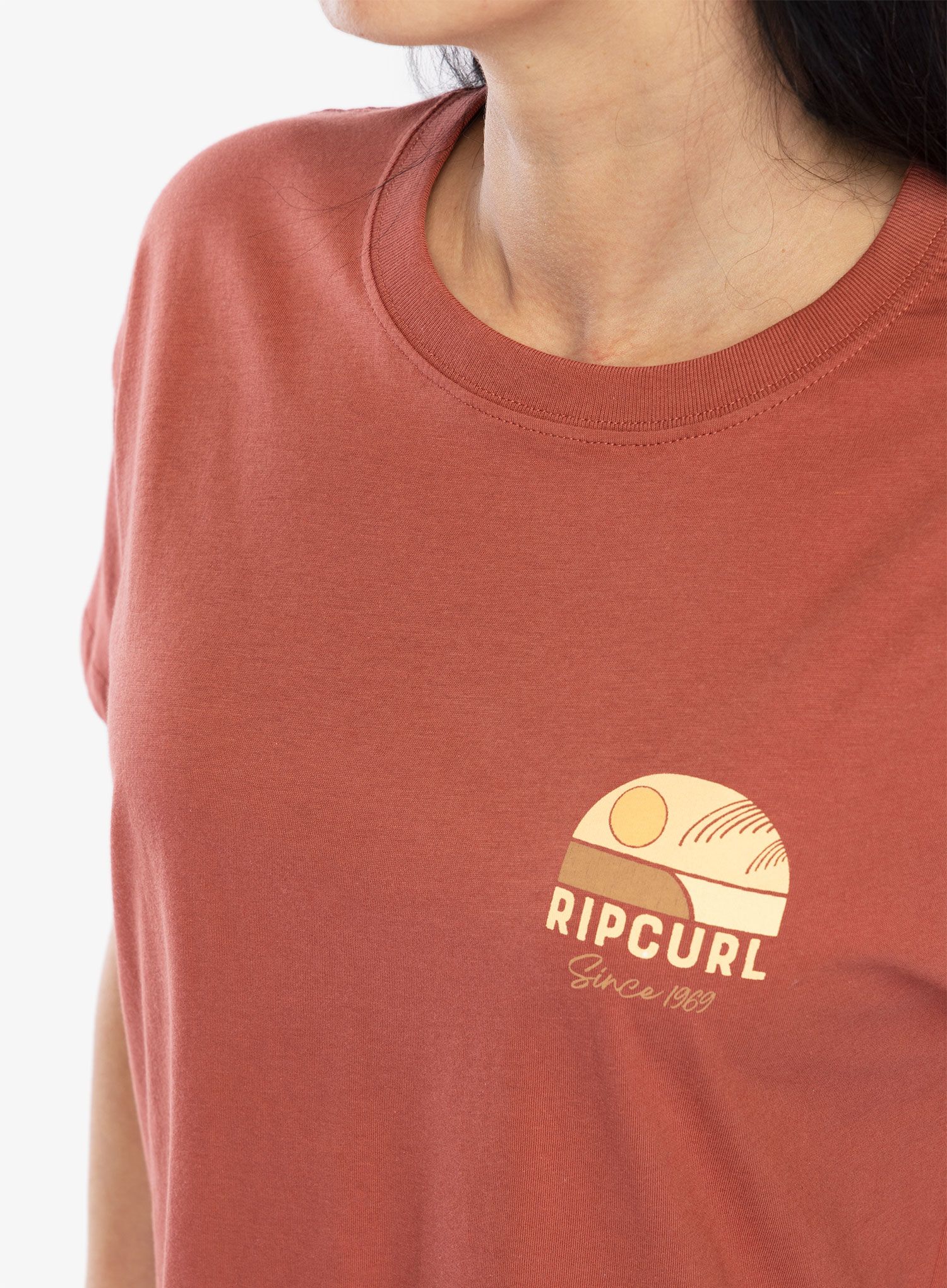 Ženska majica s potiskom Rip Curl Line Up Relaxed Tee - maroon