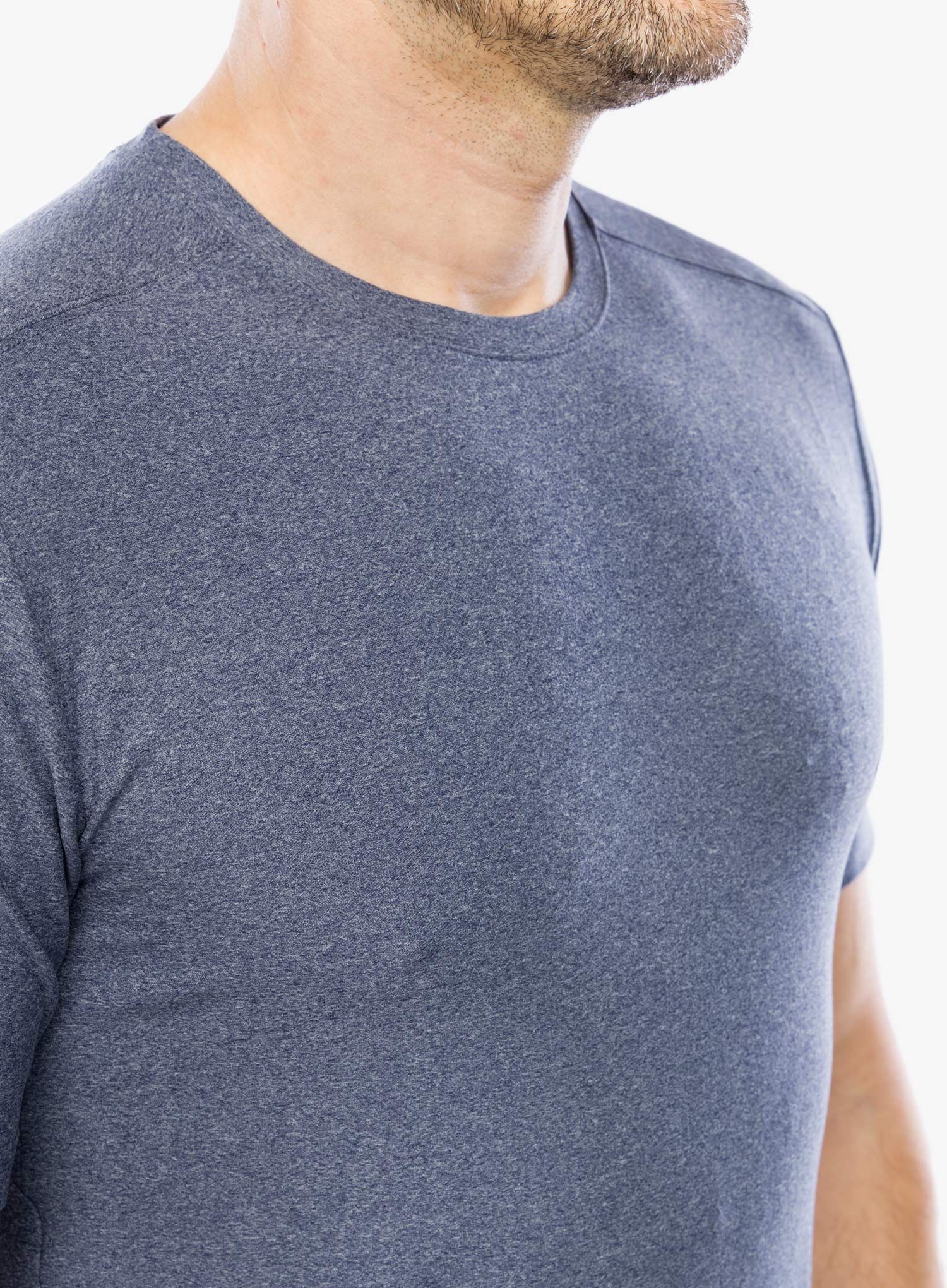 Majica s kratkimi rokavi Royal Robbins Amp Lite Tee - navy htr