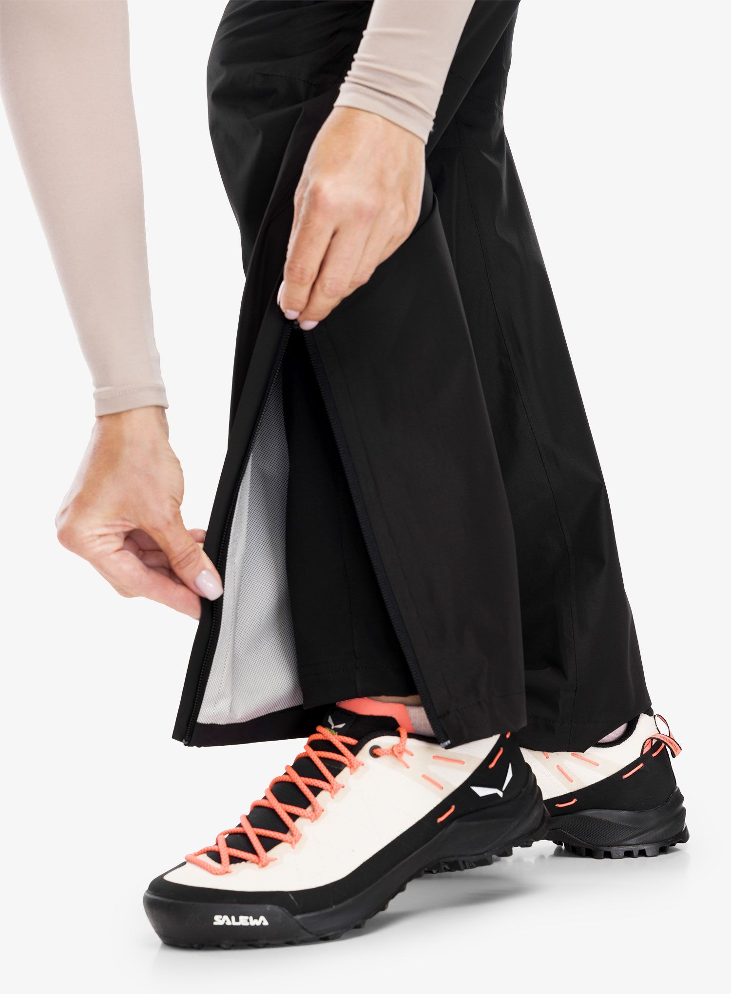 Nepremočljive hlače Salewa Puez Aqua PTX 2,5L Pants - black out