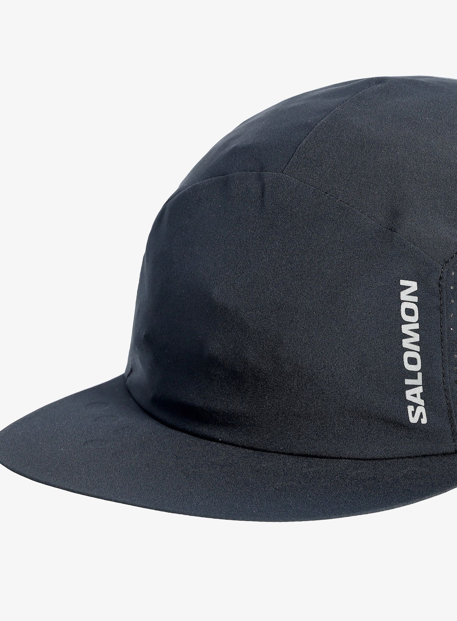 Kapa s šiltom Salomon Cross Compact Cap - deep black