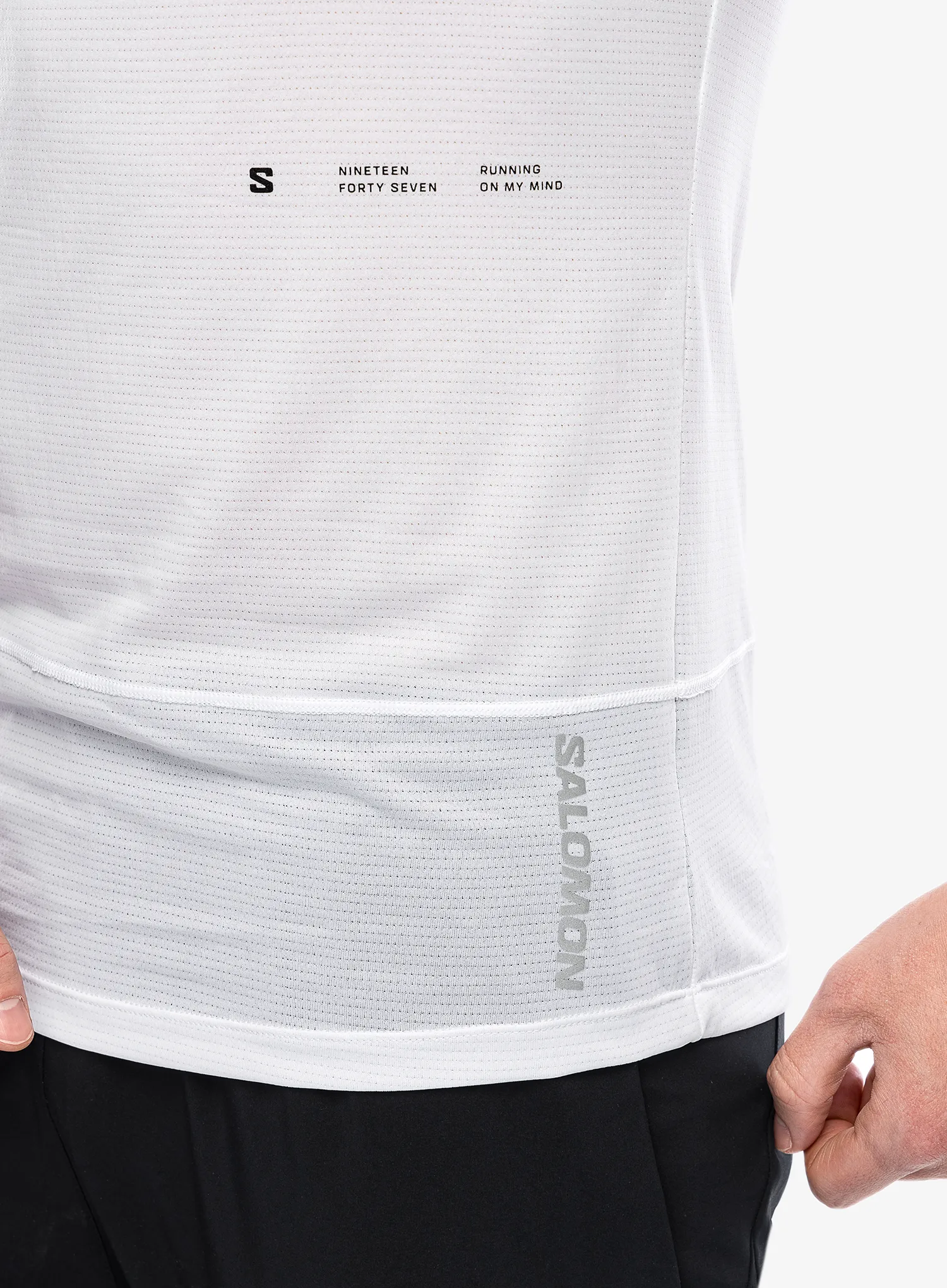 Majica za tek Salomon Cross Run Tank GFX - white