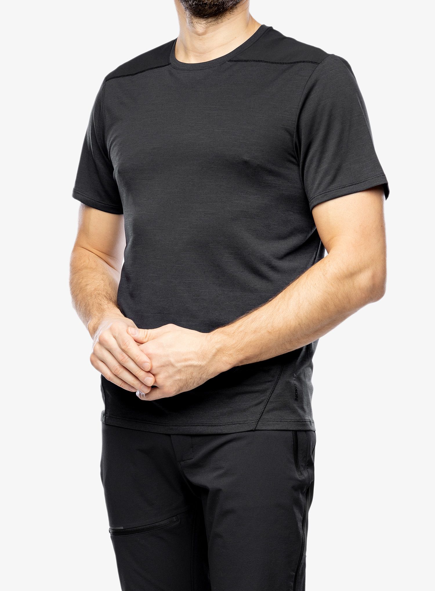 Športna majica Salomon Outline SS Tee - deep black