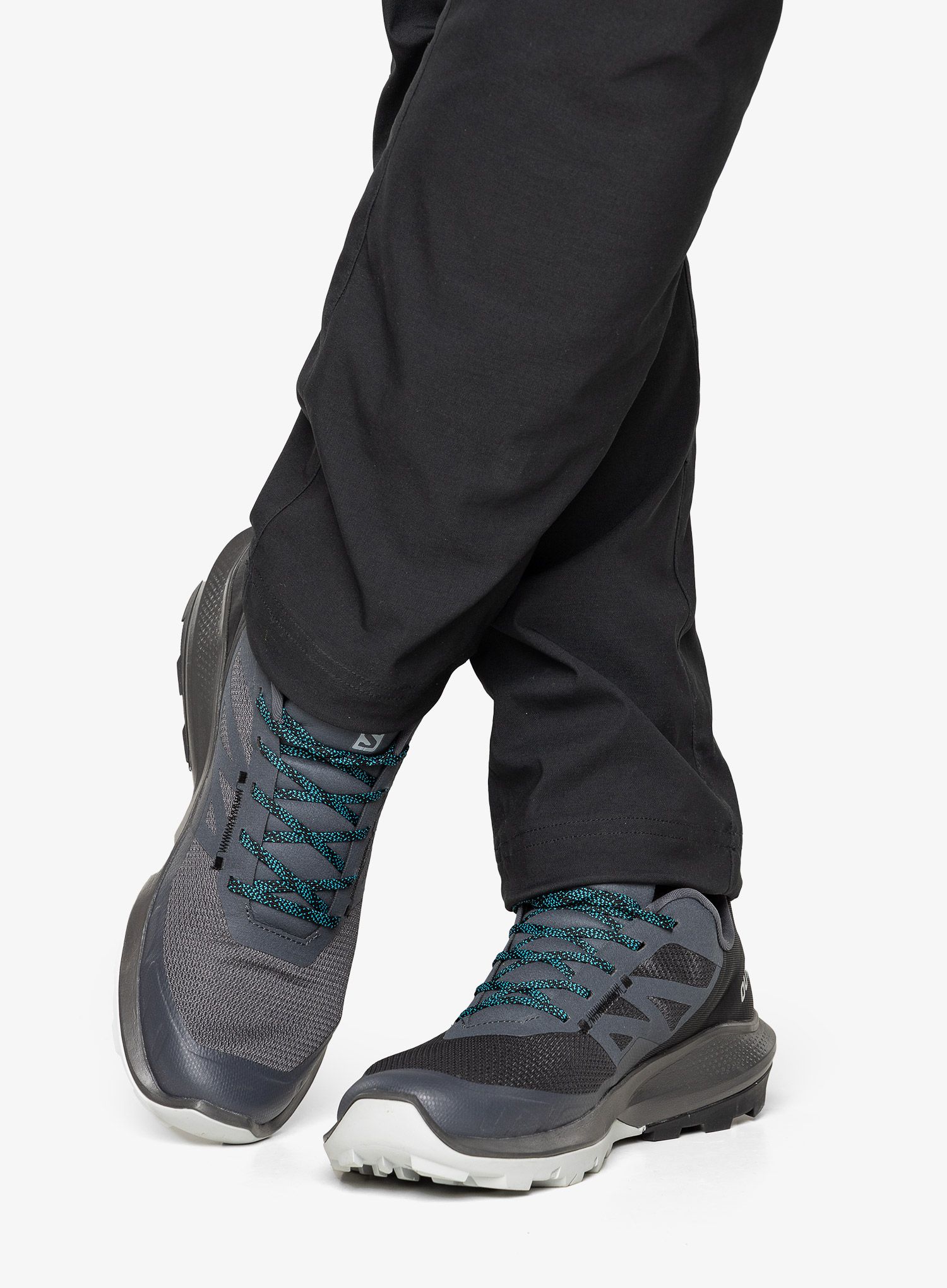 Pohodniški čevlji Salomon Outpulse - ebony/black/algiers blue