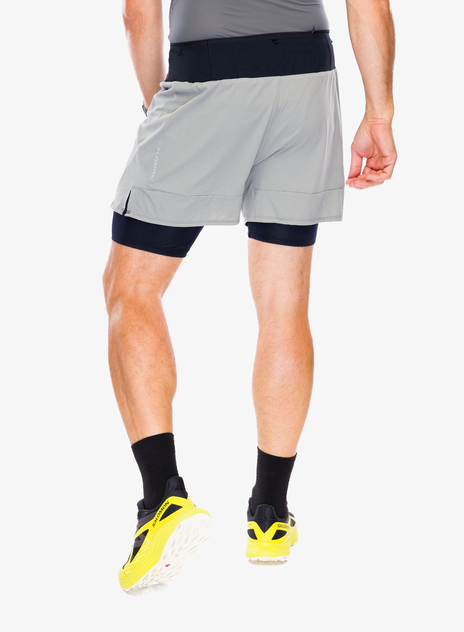 Tekaške kratke hlače Salomon Sense 2in1 Shorts - frost gray