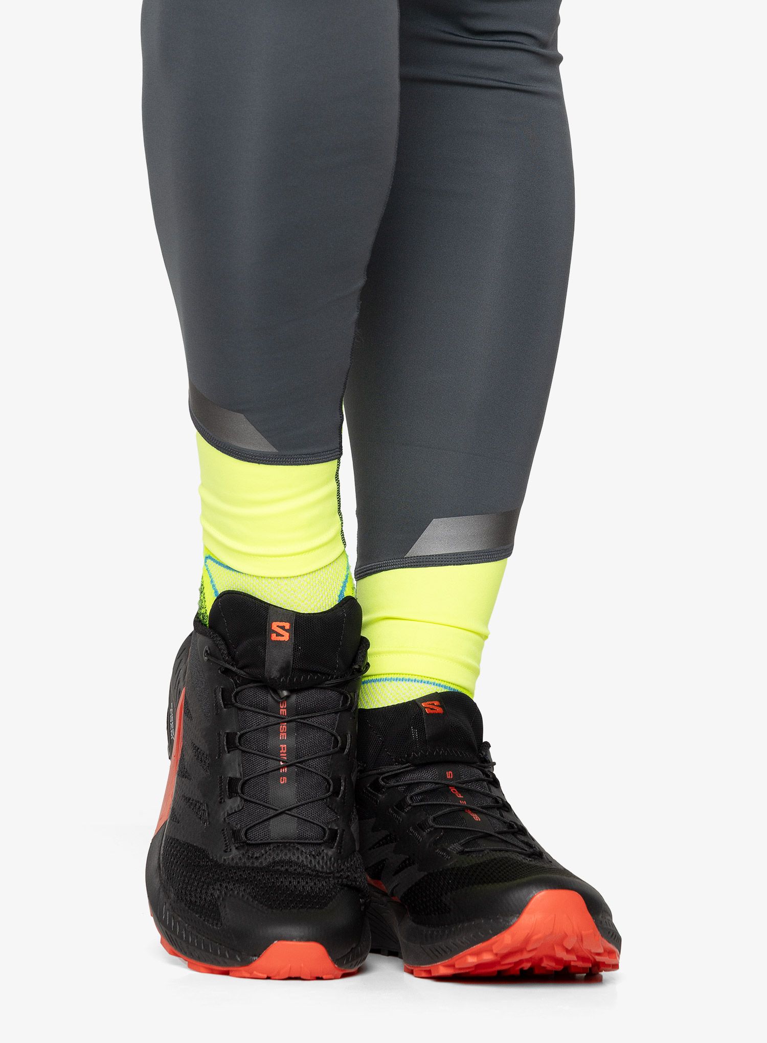 Moški tekaški čevlji Salomon Sense Ride 5 - black/fiery red/black