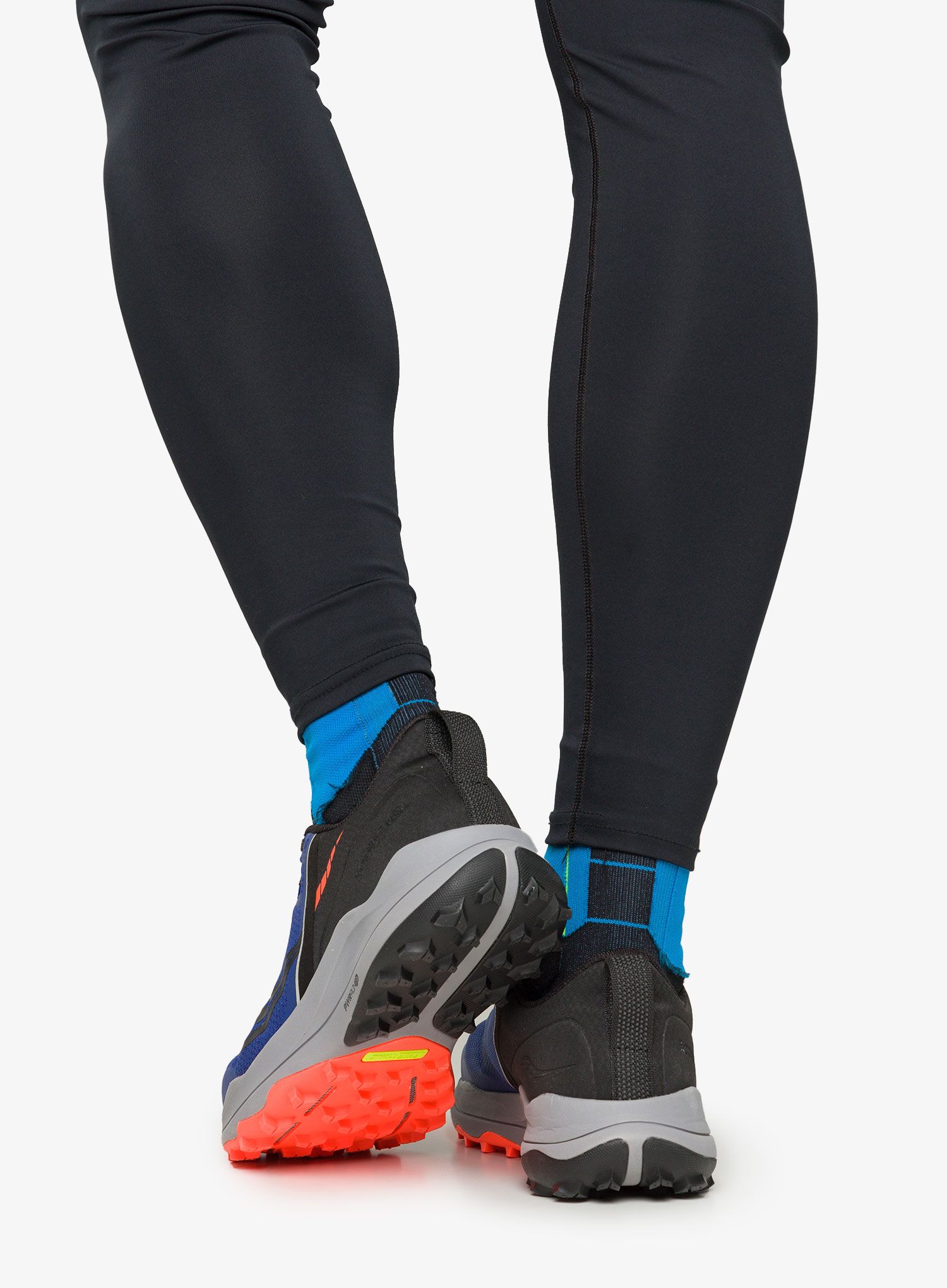 Moški tekaški čevlji Saucony Xodus Ultra - sapphire/vizired