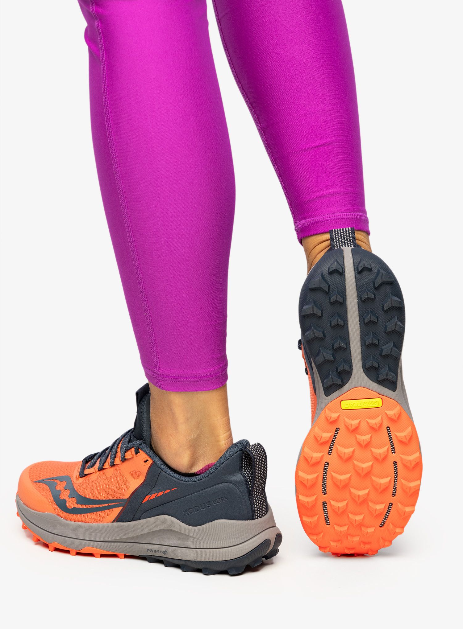 Ženski tekaški čevlji Saucony Xodus Ultra - sunstone/night