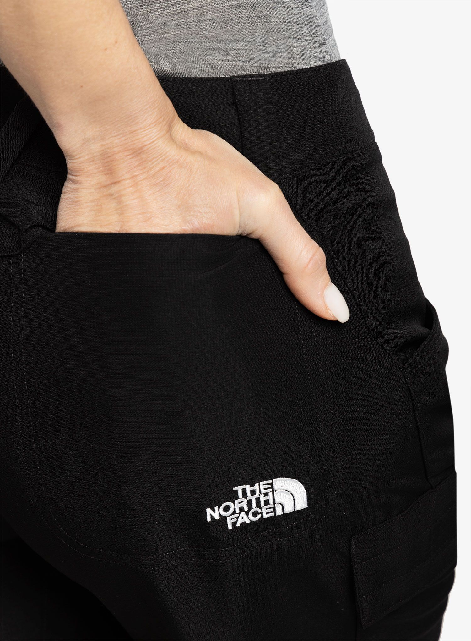 Ženske pohodniške kratke hlače The North Face Horizon Short - tnf black