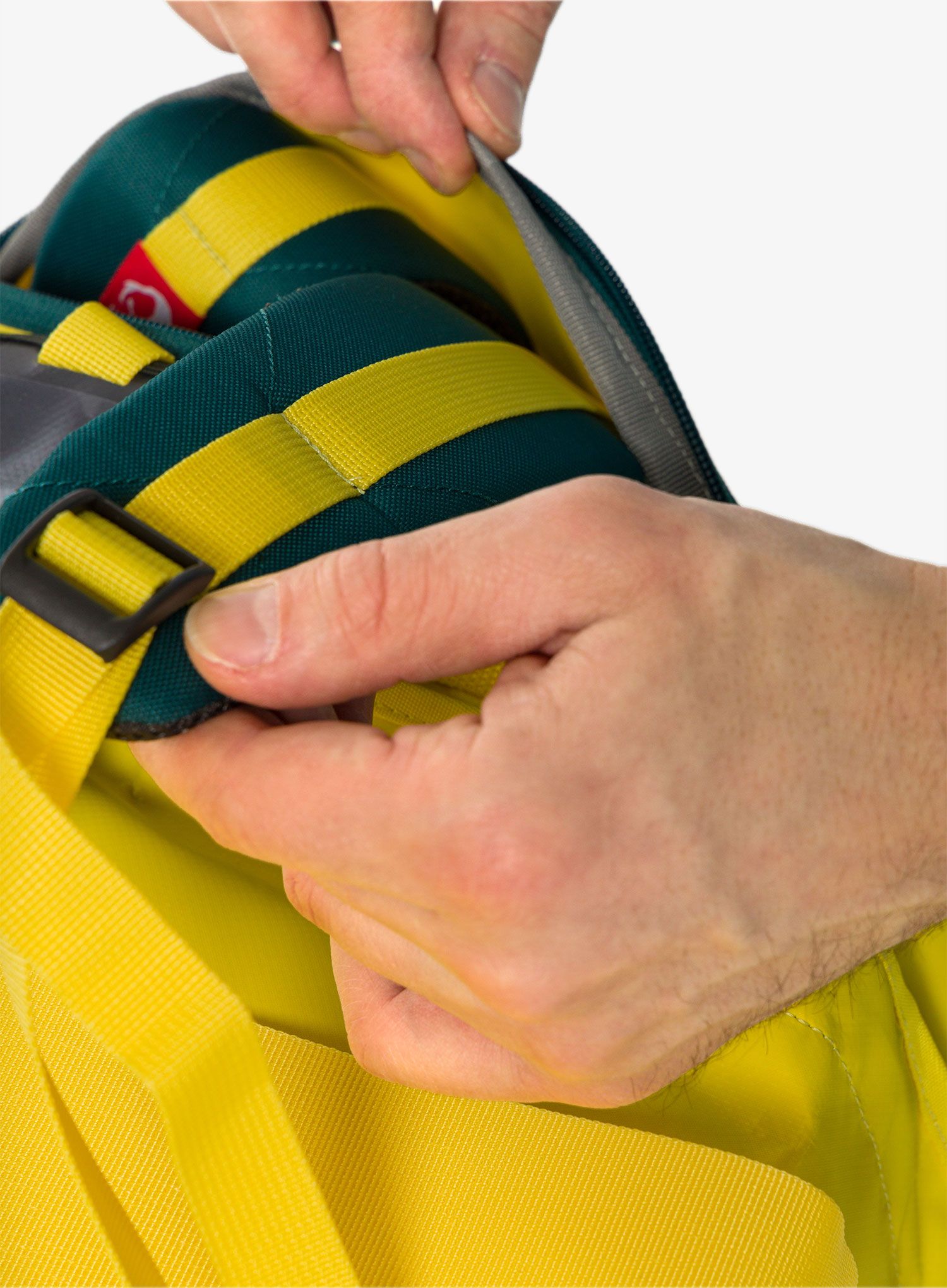 Potovalna torba Tatonka Barrel M - solid yellow
