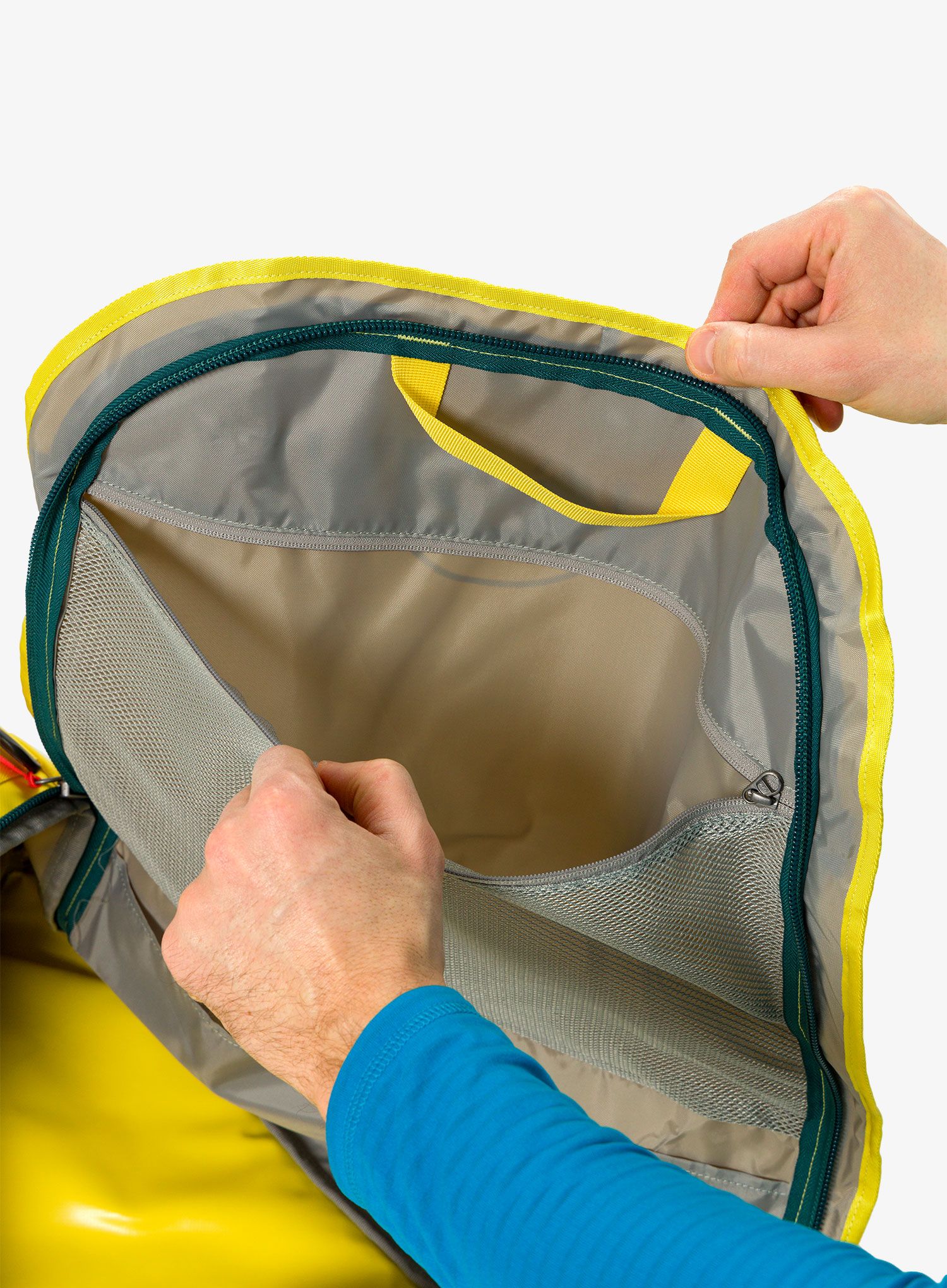 Potovalna torba Tatonka Barrel M - solid yellow