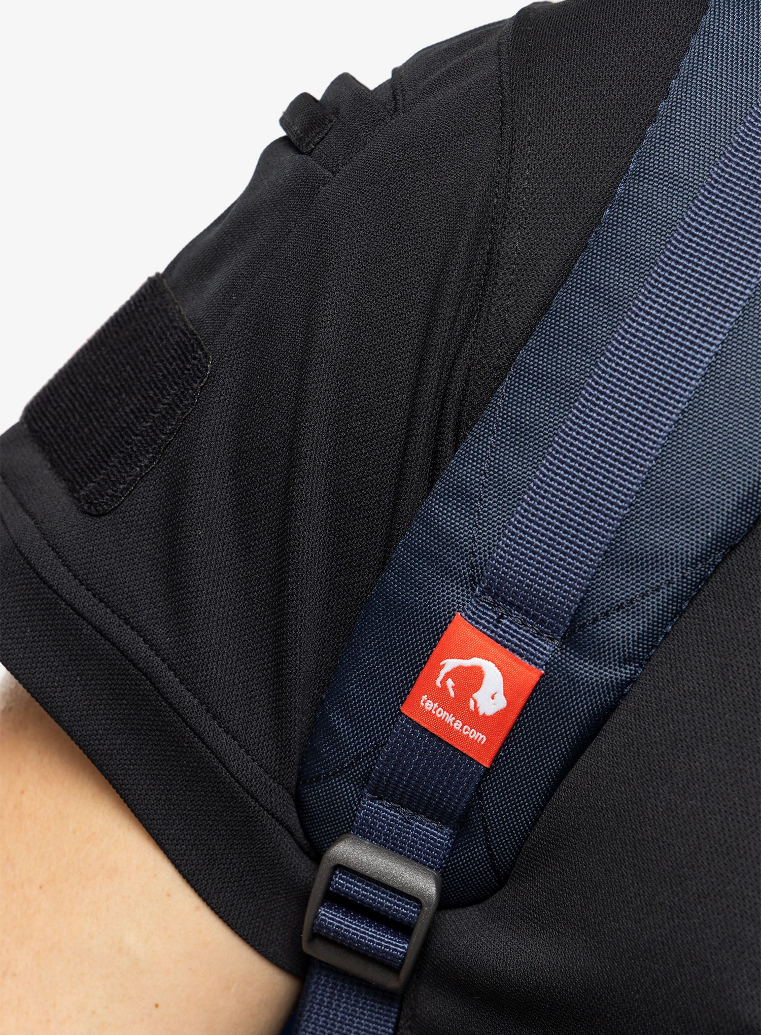 Potovalna torba Tatonka Barrel S - blue                 