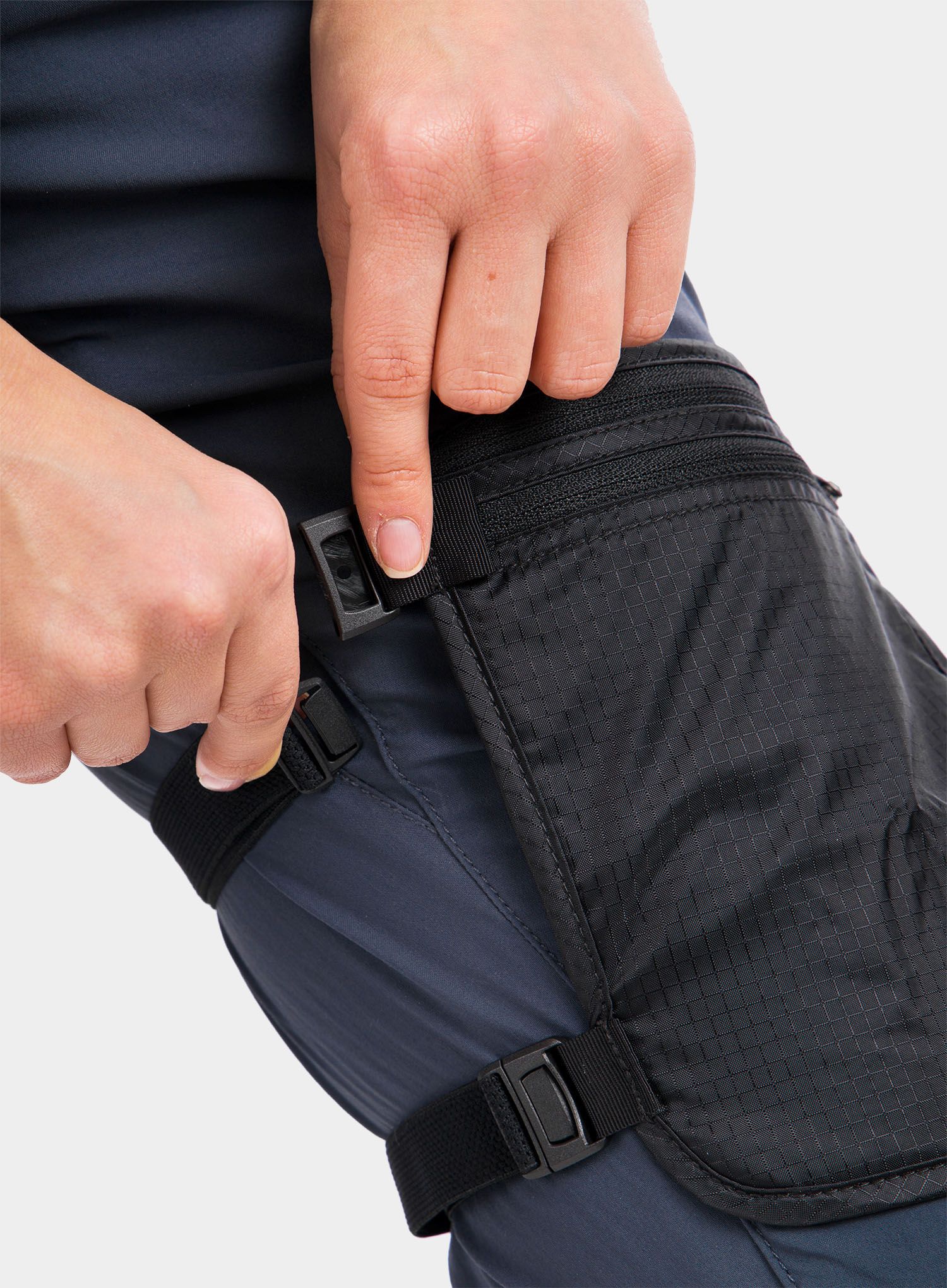 Torbica za čez ramo Tatonka Skin Secret Pocket - black