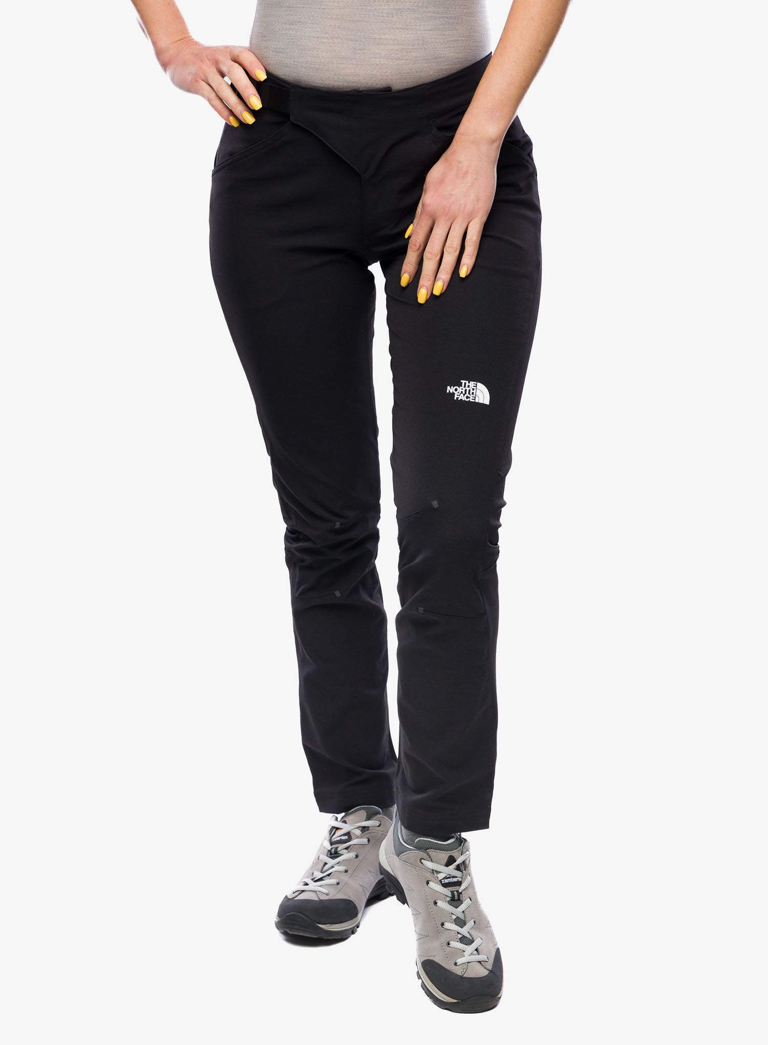 Ženske pohodniške hlače The North Face AO Hiking Slim Straight Pant - tnf black