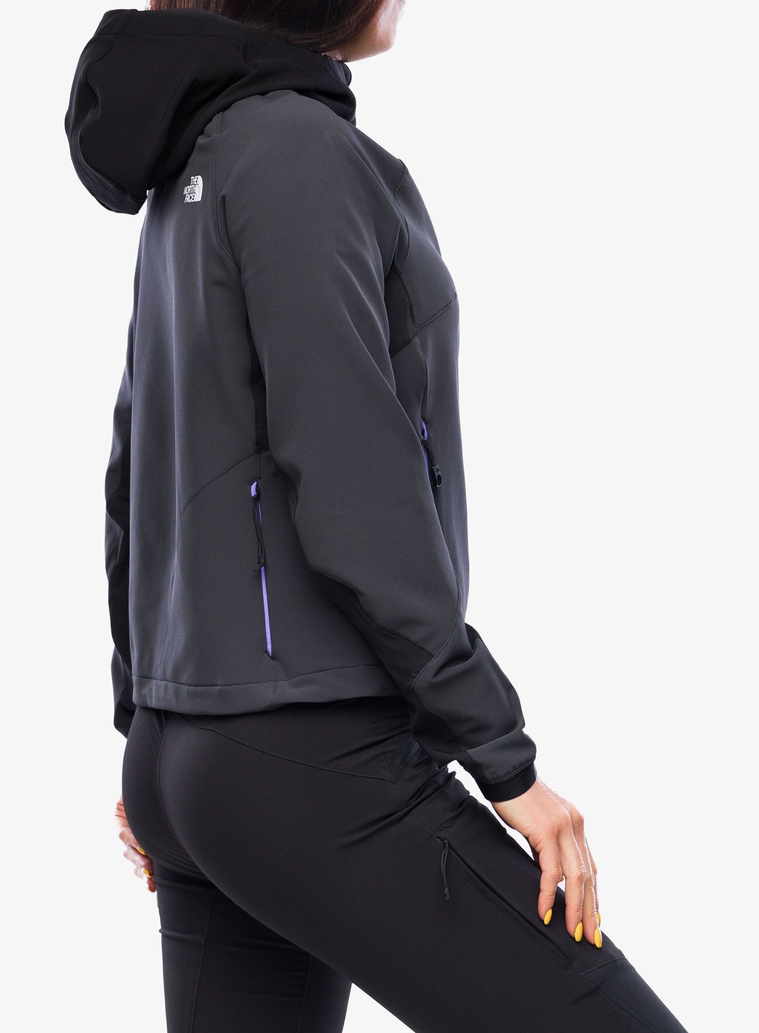 Ženska jakna The North Face AO Softshell Hoodie - asphalt grey/tnf black