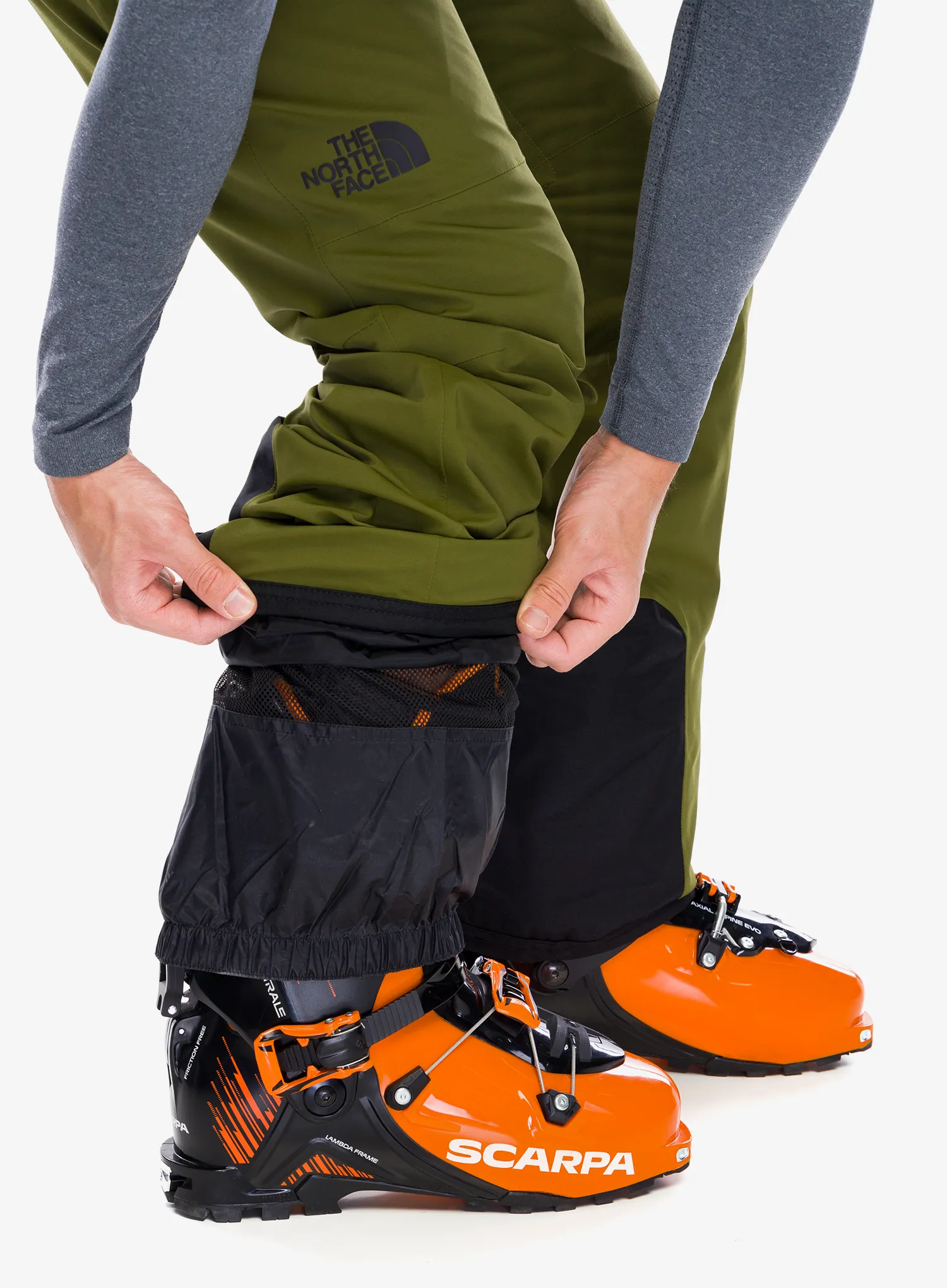 Smučarske hlače The North Face Chakal Pant - forest olive