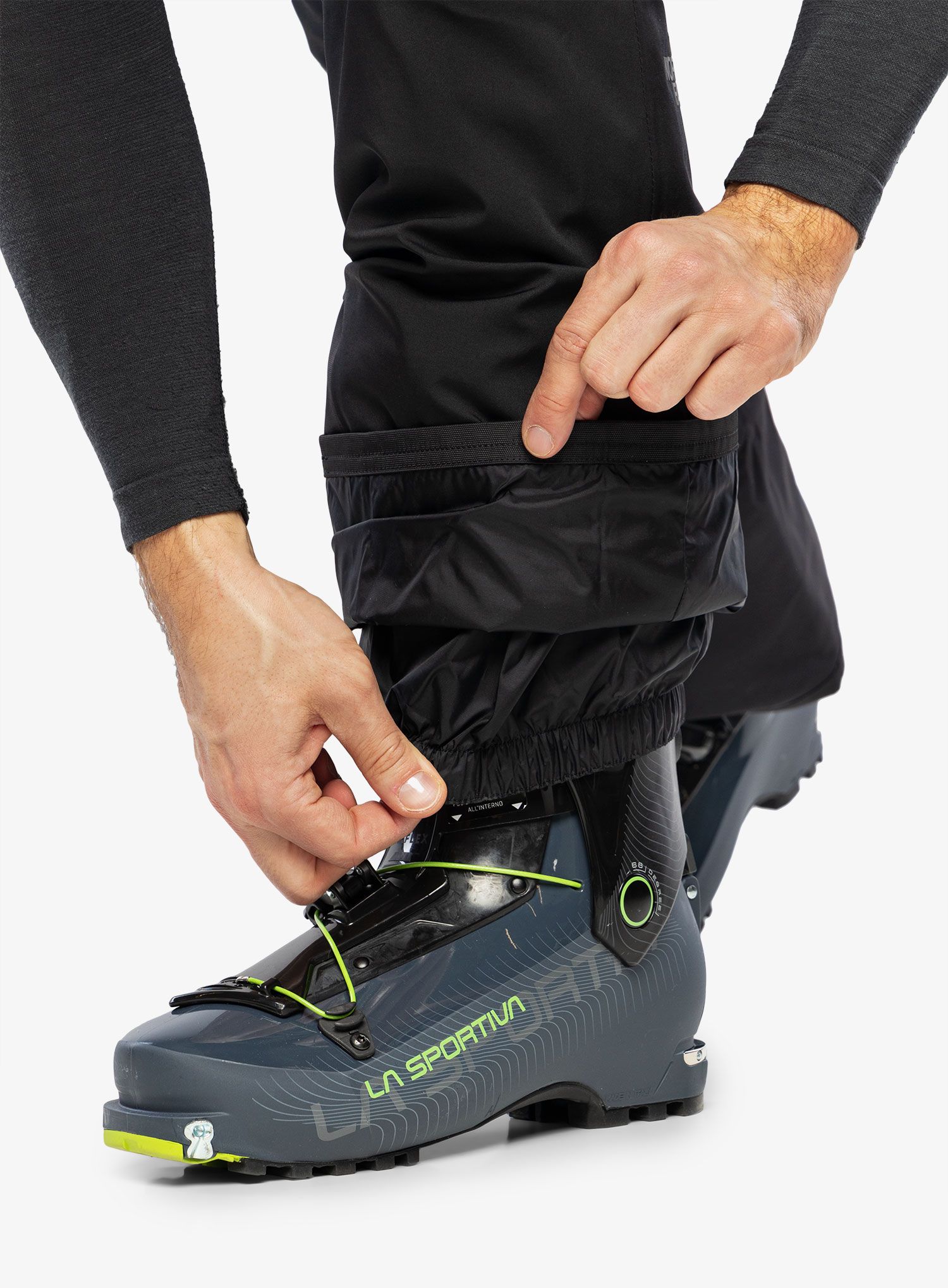 Smučarske hlače The North Face Chakal Pant - black/black
