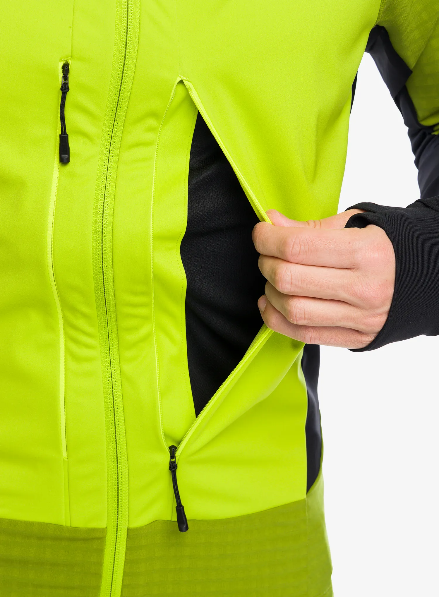 Softshell jakna The North Face Cordata Softshell FZ - meadow grass/oak green