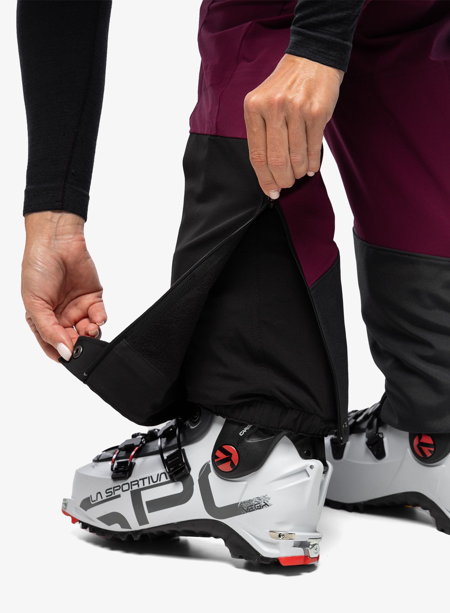 Ženske treking hlače The North Face Dawn Turn Hybrid Pant - boysenberry/black