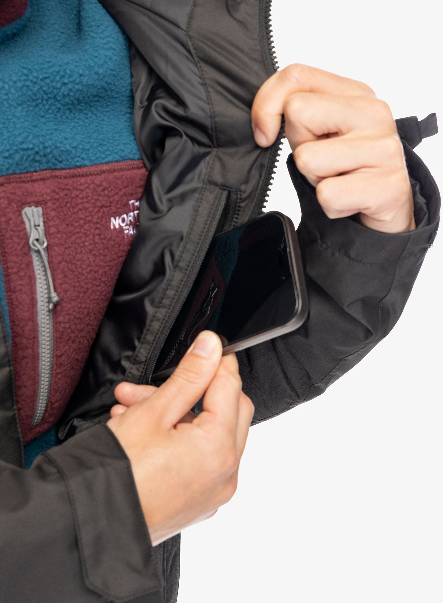 Sintetična jakna The North Face Millerton Insulated Jacket - tnf black