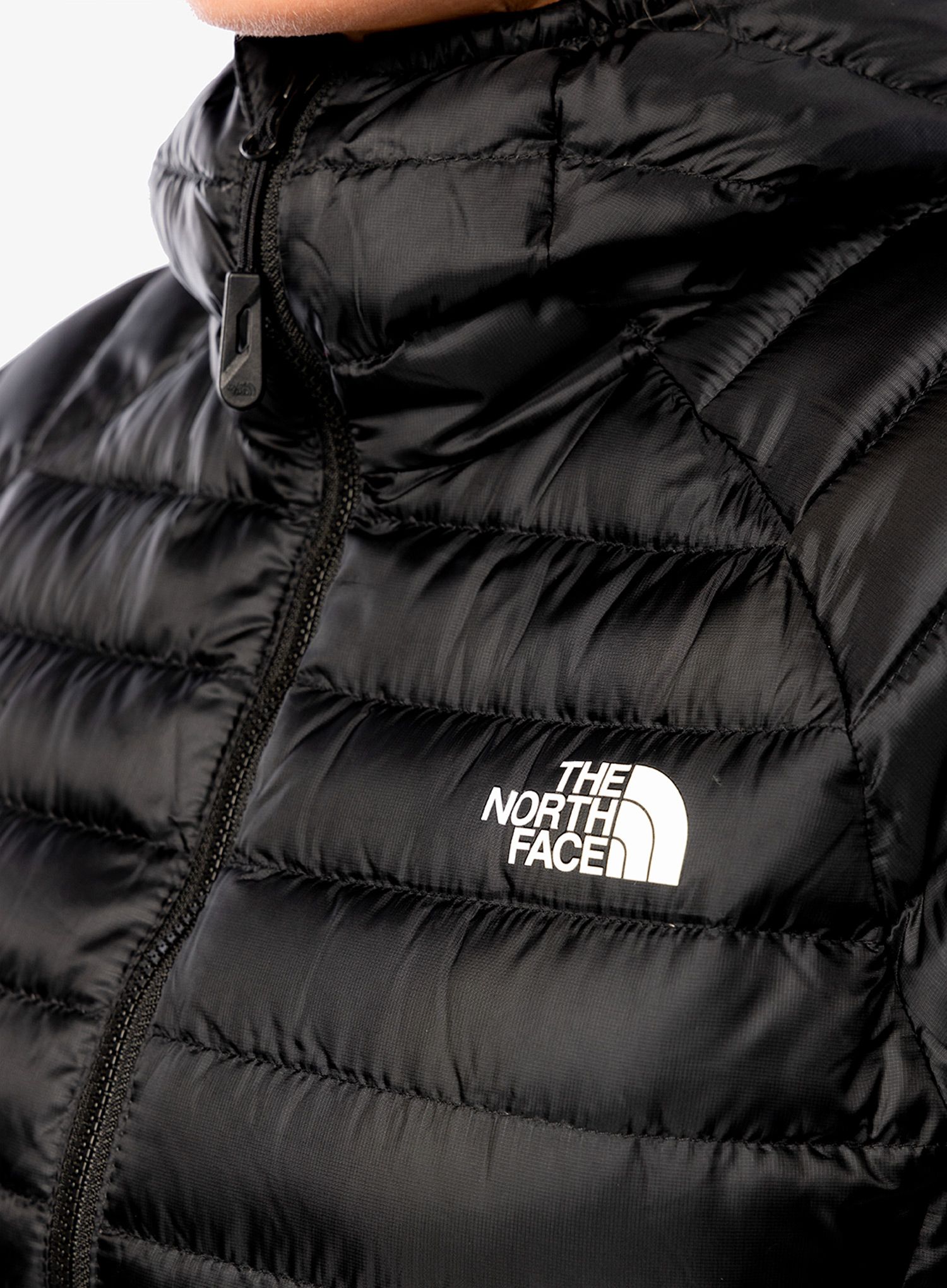 Puhast plašč The North Face New Trevail Parka - tnf black