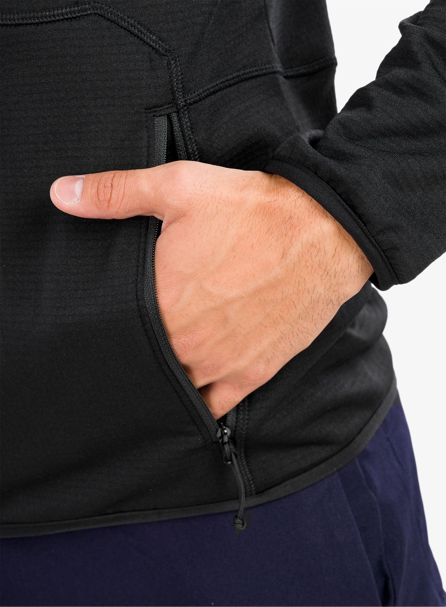 Puloverji brez kapuce The North Face Quest FZ Jacket - tnf black