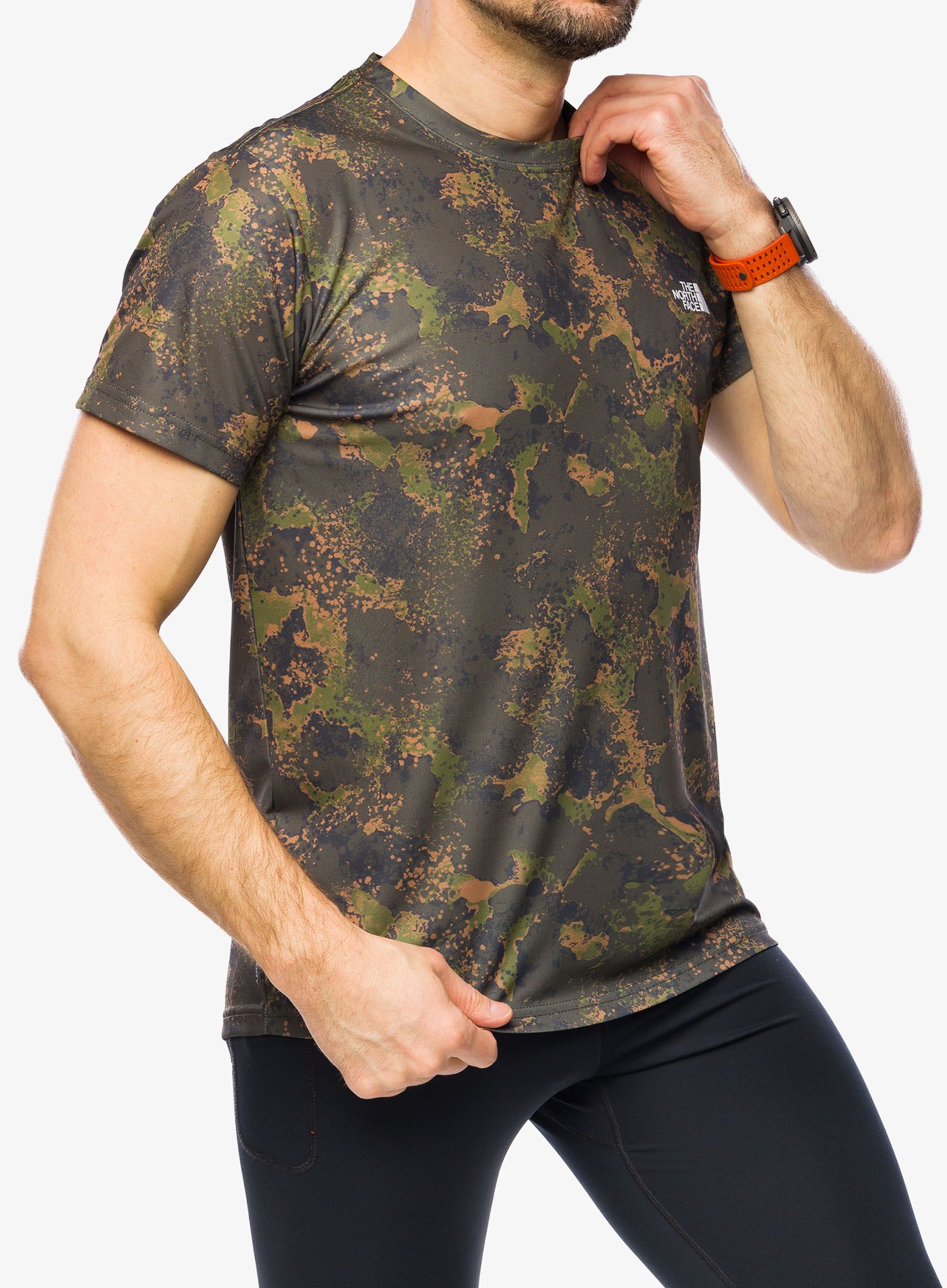 Fitness majica The North Face Reaxion Amp Crew Print - olive camo
