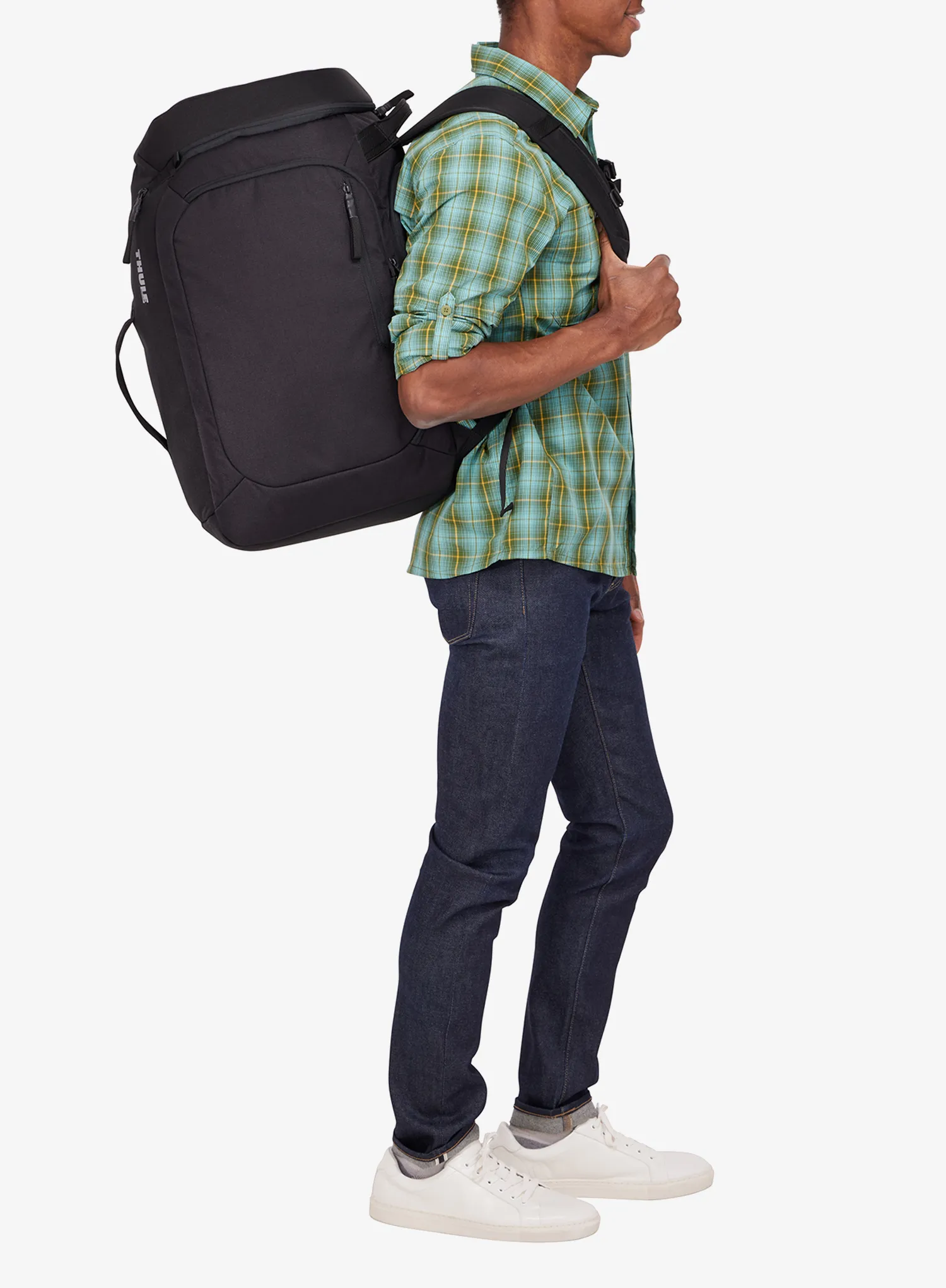 Nahrbtnik Thule RoundTrip Boot Backpack 60 L - black