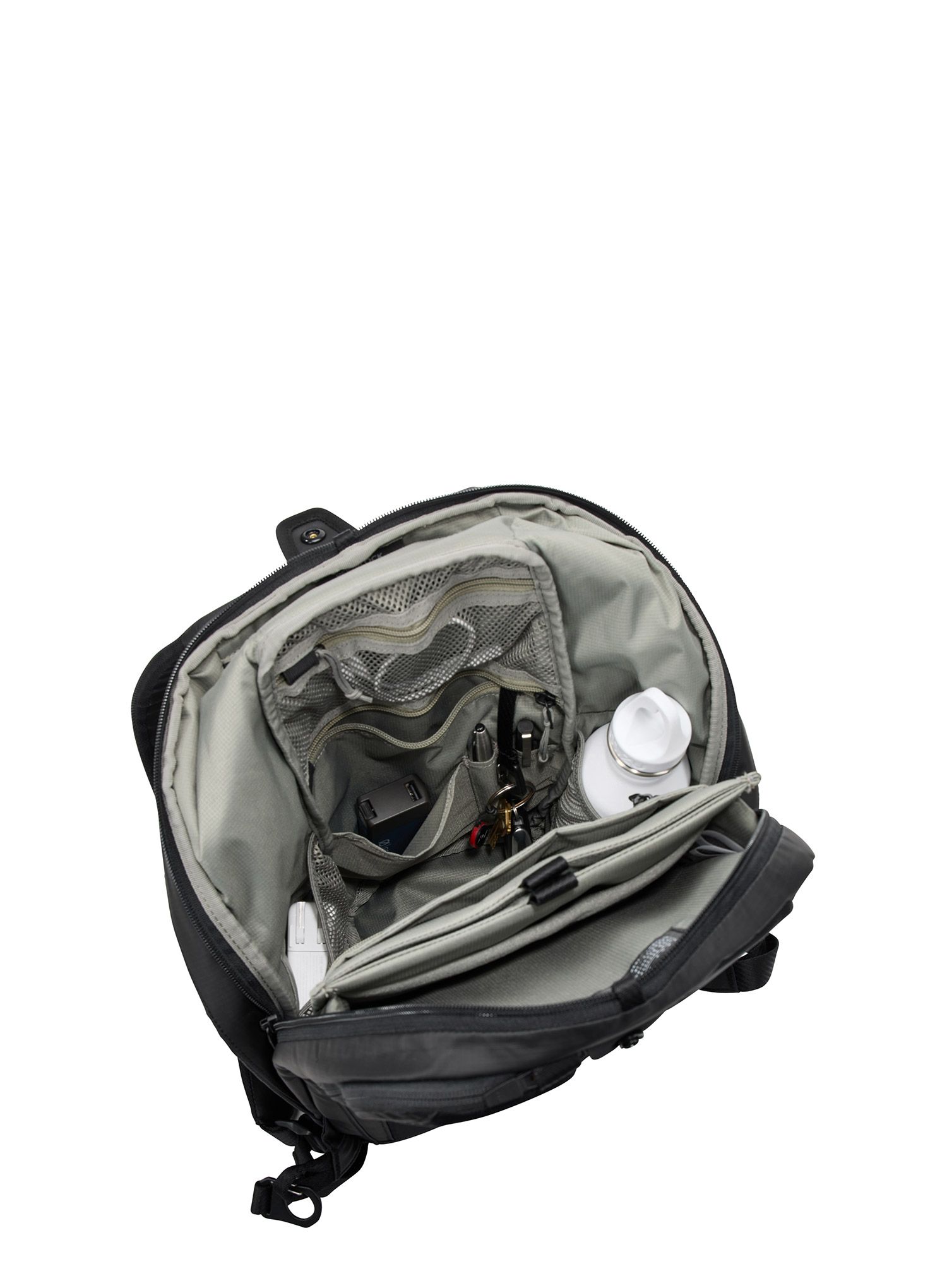 Protivlomni nahrbtnik Thule Tact Backpack 16 L - black
