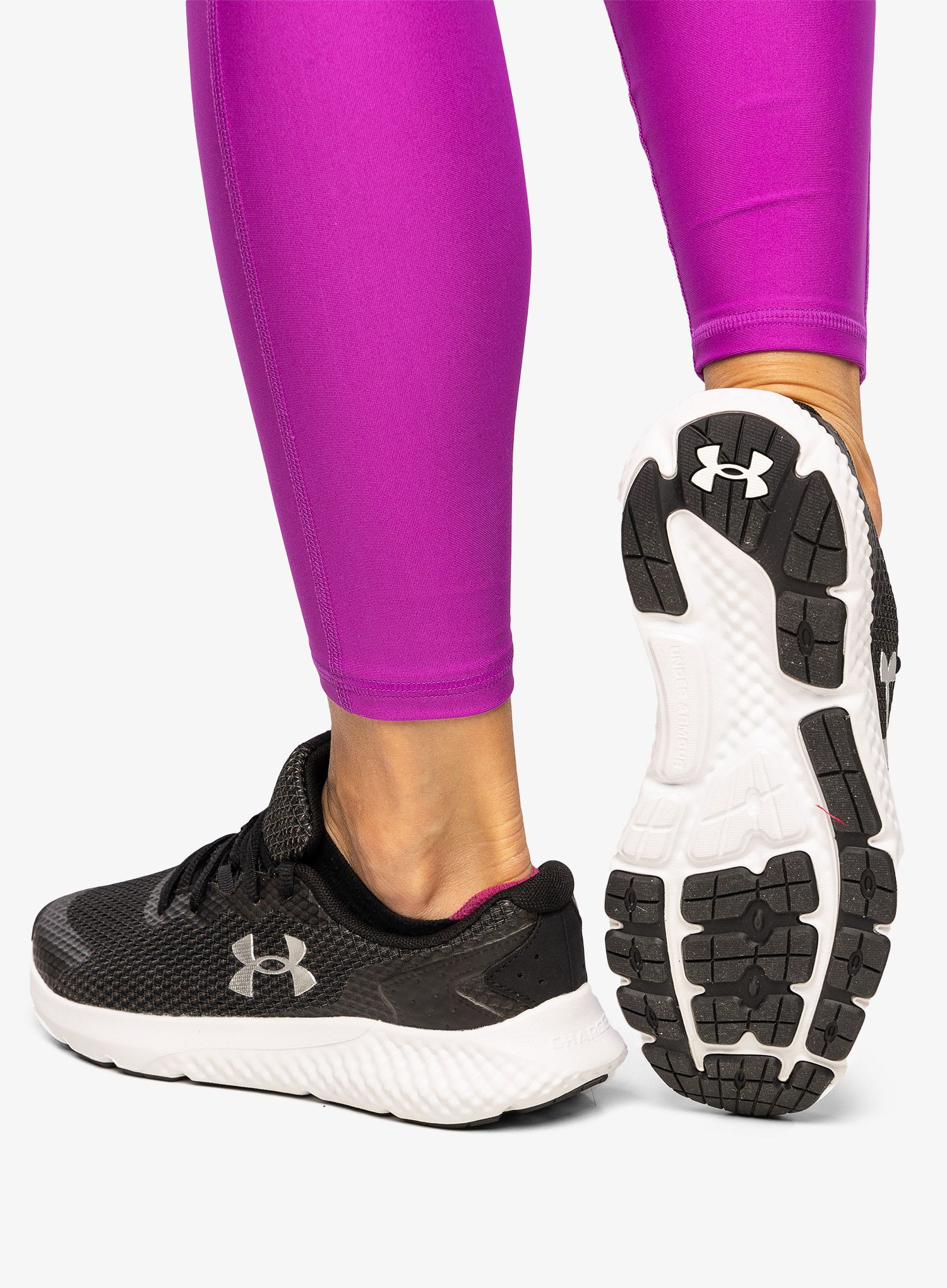 Ženski tekaški čevlji Under Armour Charged Rogue 3 - black/black/metallic silver