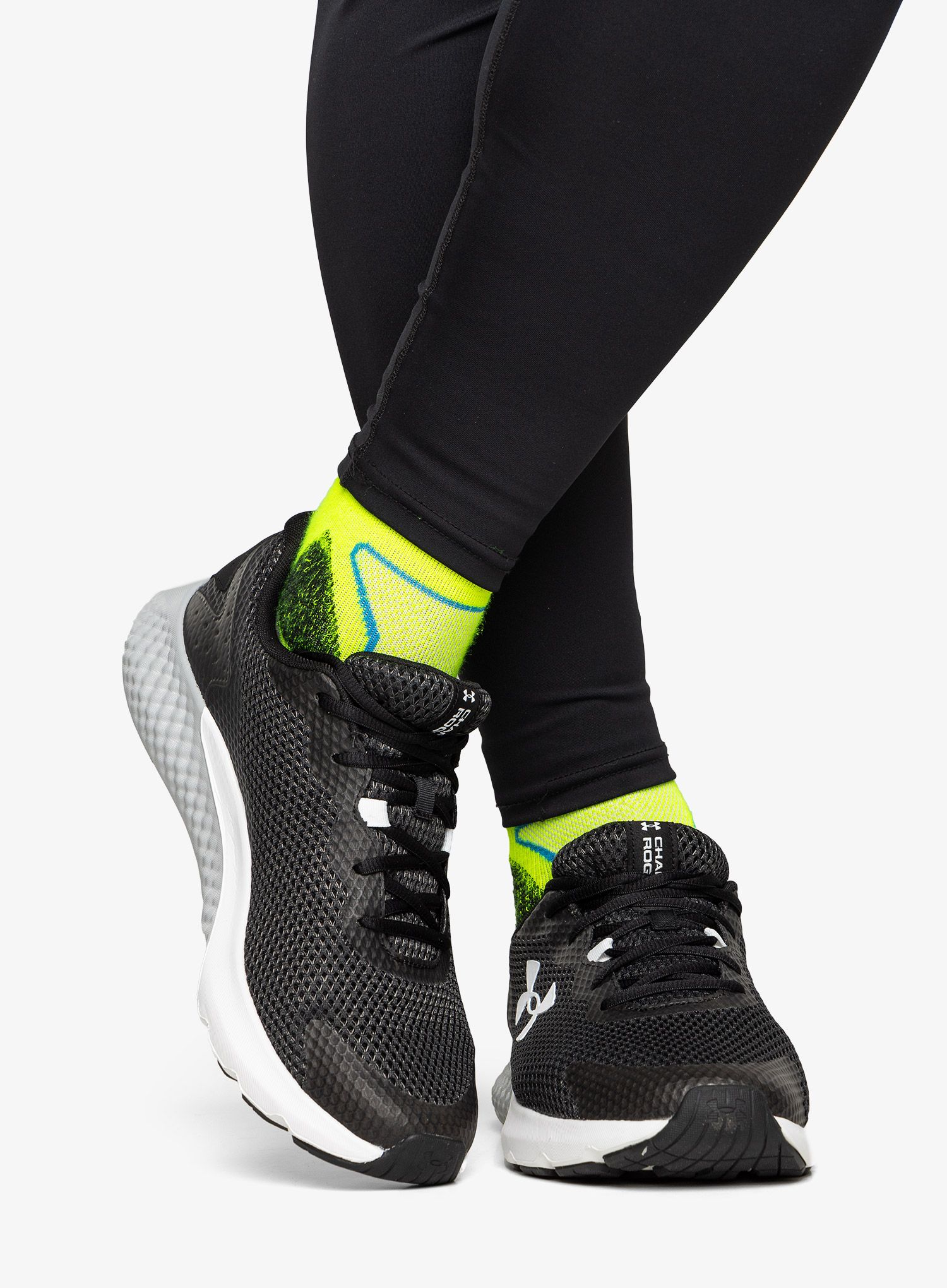 Moški tekaški čevlji Under Armour Charged Rouge 3 - black/mod gray/white